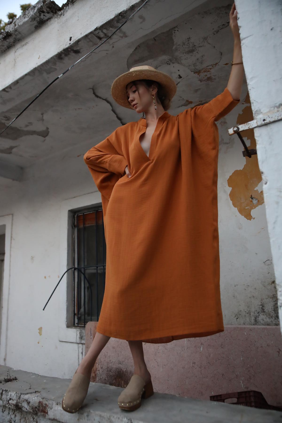 Hardal Rengi Hakim Yaka Oversize Müslin Elbise - Şaman Butik Hardal Rengi Hakim Yaka Oversize Müslin Elbise