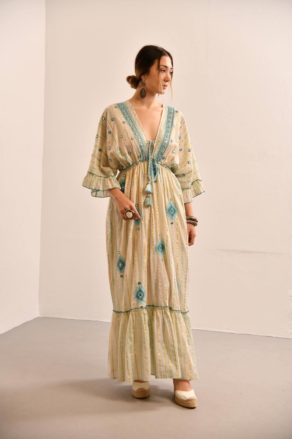 Mavi Aynalı İşlemeli Sim Şeritli Elbise - Şaman Butik Mavi Aynalı İşlemeli Sim Şeritli Elbise