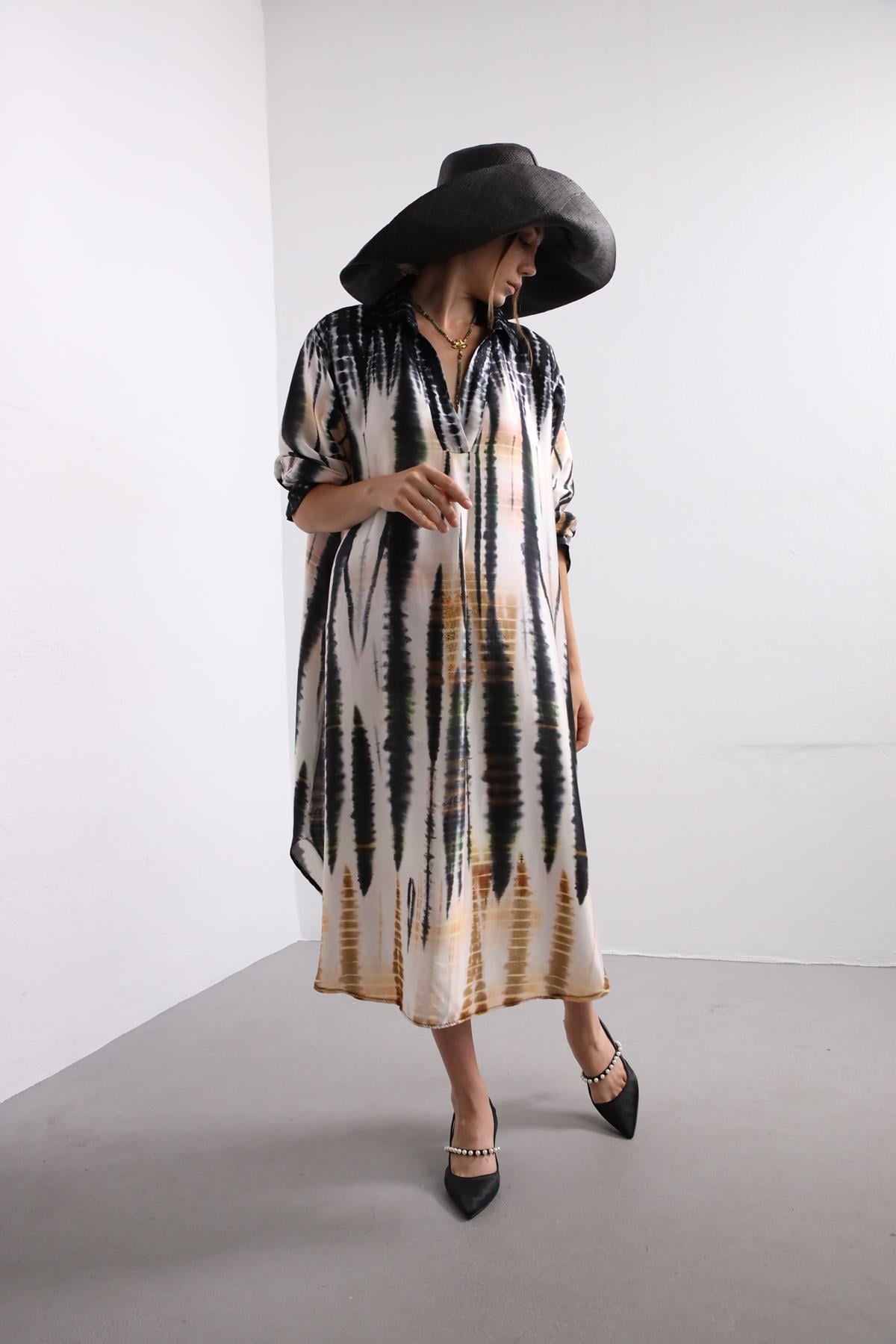 Siyah Batik Desenli Elbise - Şaman Butik Siyah Batik Desenli Elbise