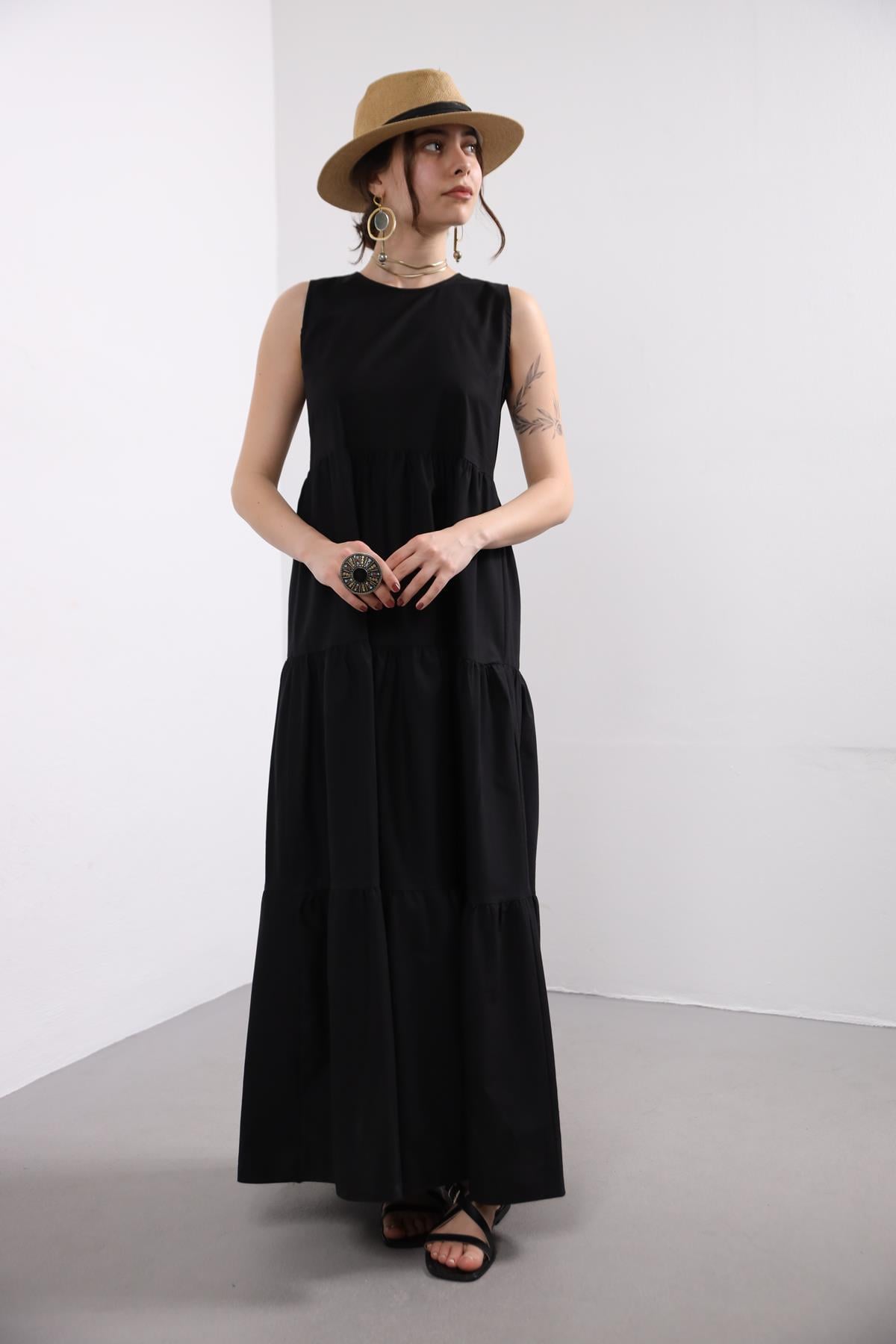 Siyah Bisiklet Yaka Katlı Elbise - Şaman Butik Siyah Bisiklet Yaka Katlı Elbise