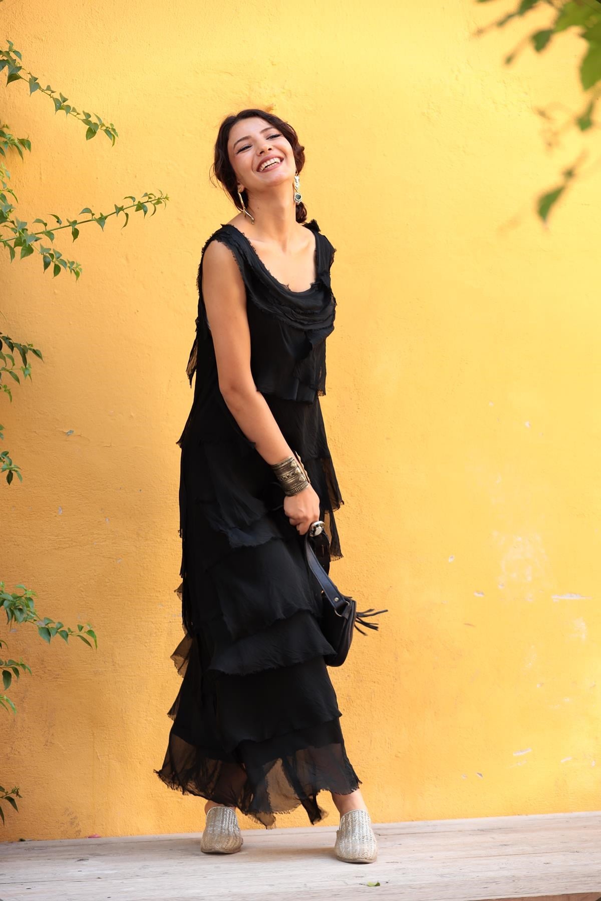 Black Sleeveless Layered Silk Dress