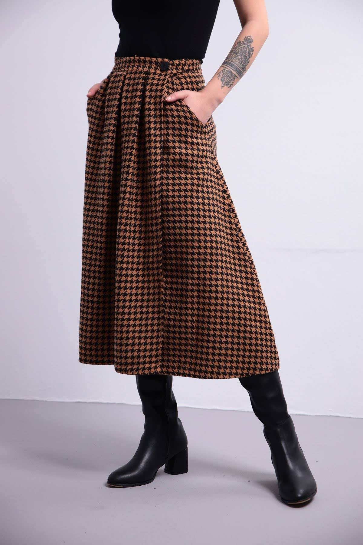 Camel Desenli Tek Düğme Detaylı Etek - Şaman Butik - Bohem Giyim ve Aksesuar | Kadın & Erkek Camel Desenli Tek Düğme Detaylı Etek