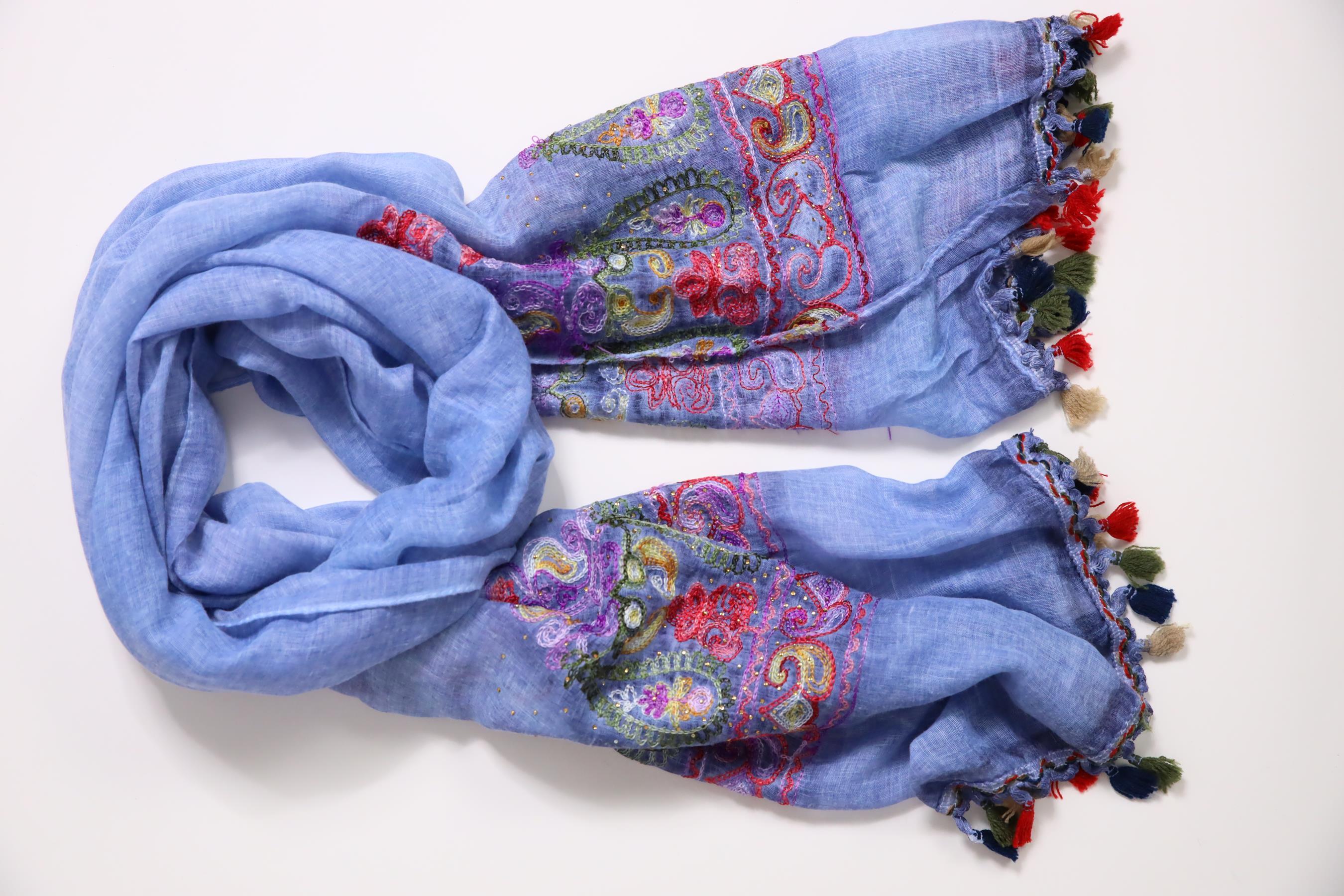  Mavi İşlemeli Boncuklu Şal