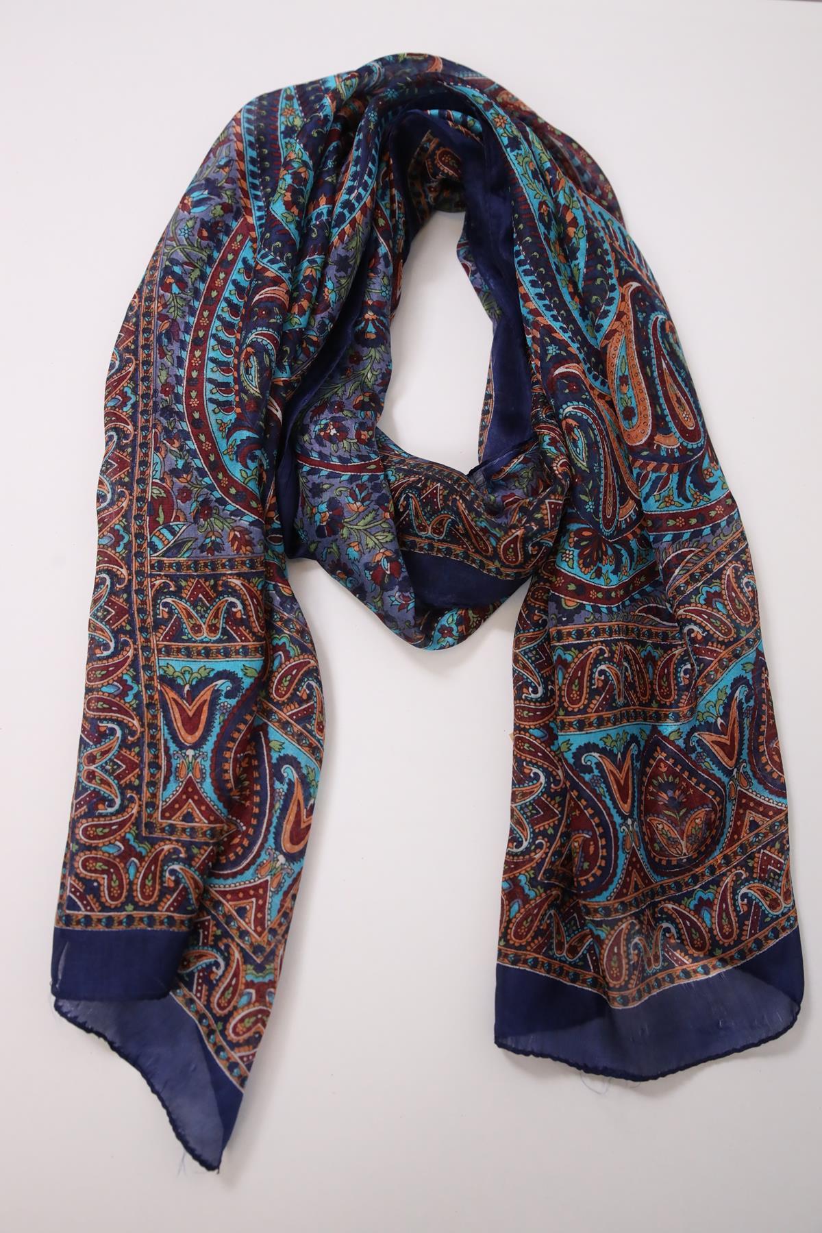 Lacivert Desenli İpek Şal - Şaman Butik Lacivert Desenli İpek Şal