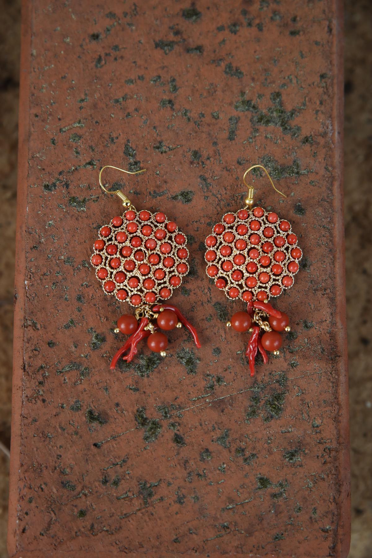 Boncuk İşlemeli Bronz Küpe