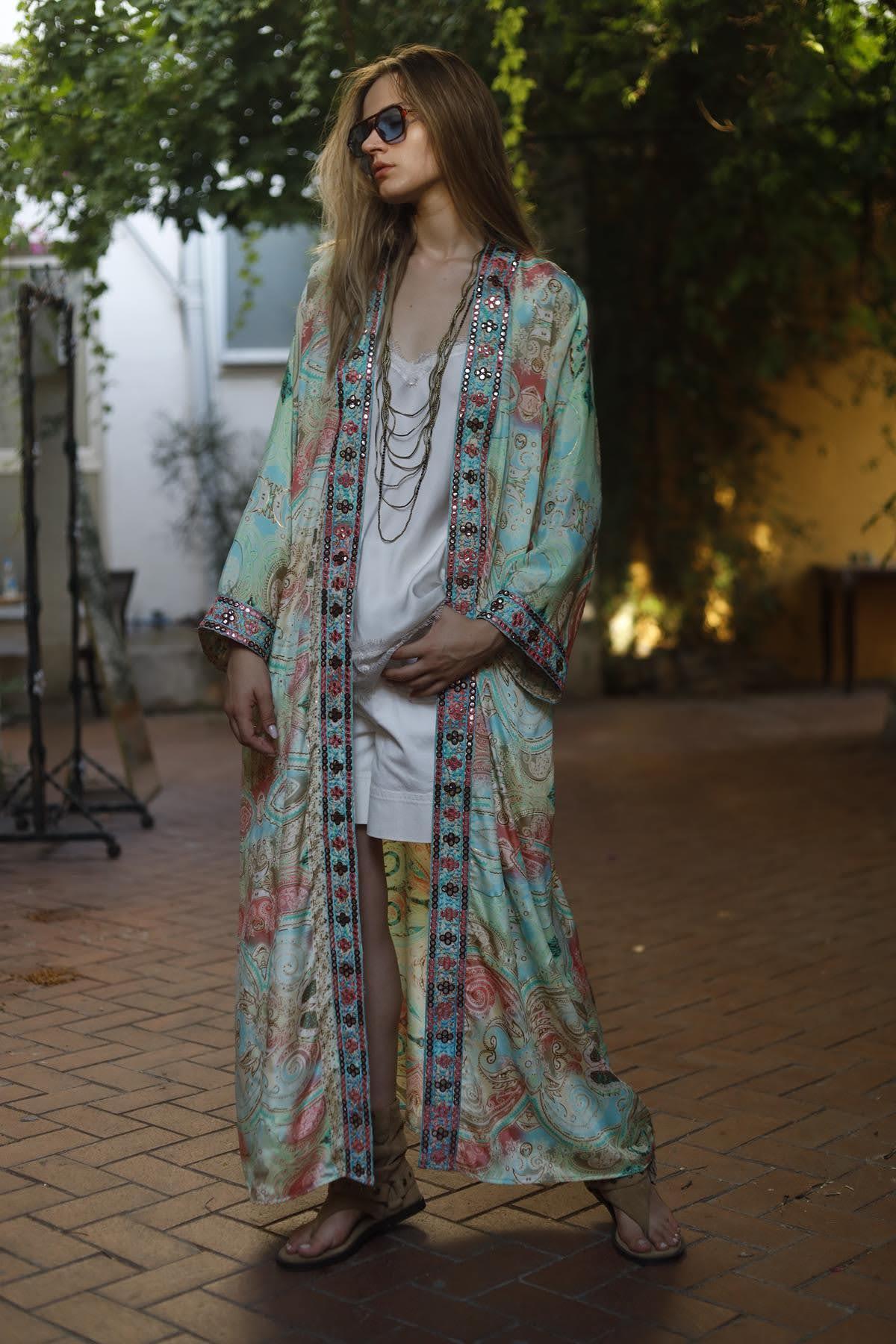 Green Mirror Embroidery Authentic Silk Kimono