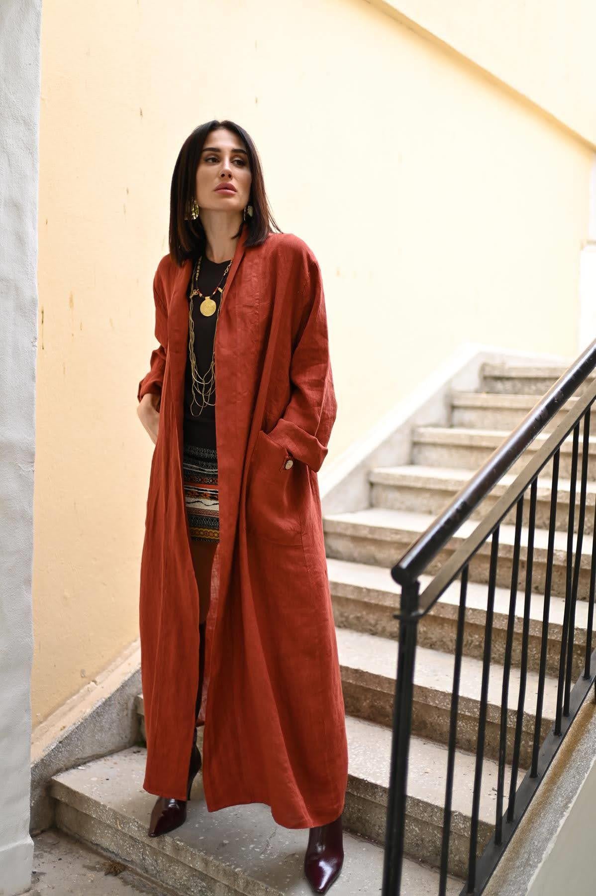 Kiremit Rengi Cebi Püsküllü Düğmeli Keten Kaftan