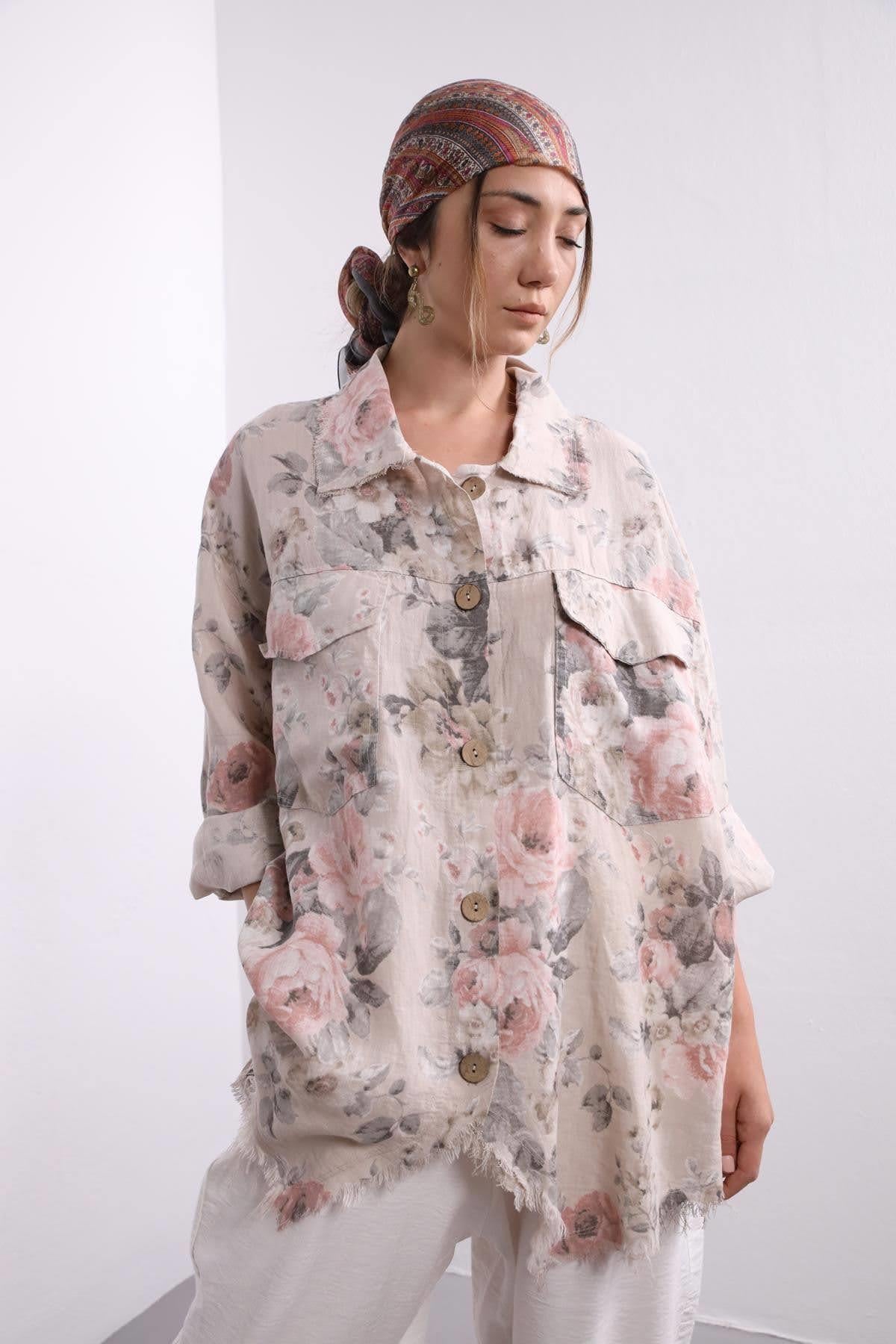 Krem Rengi Çiçekli Asimetrik Gömlek Ceket - Şaman Butik Krem Rengi Çiçekli Asimetrik Gömlek Ceket