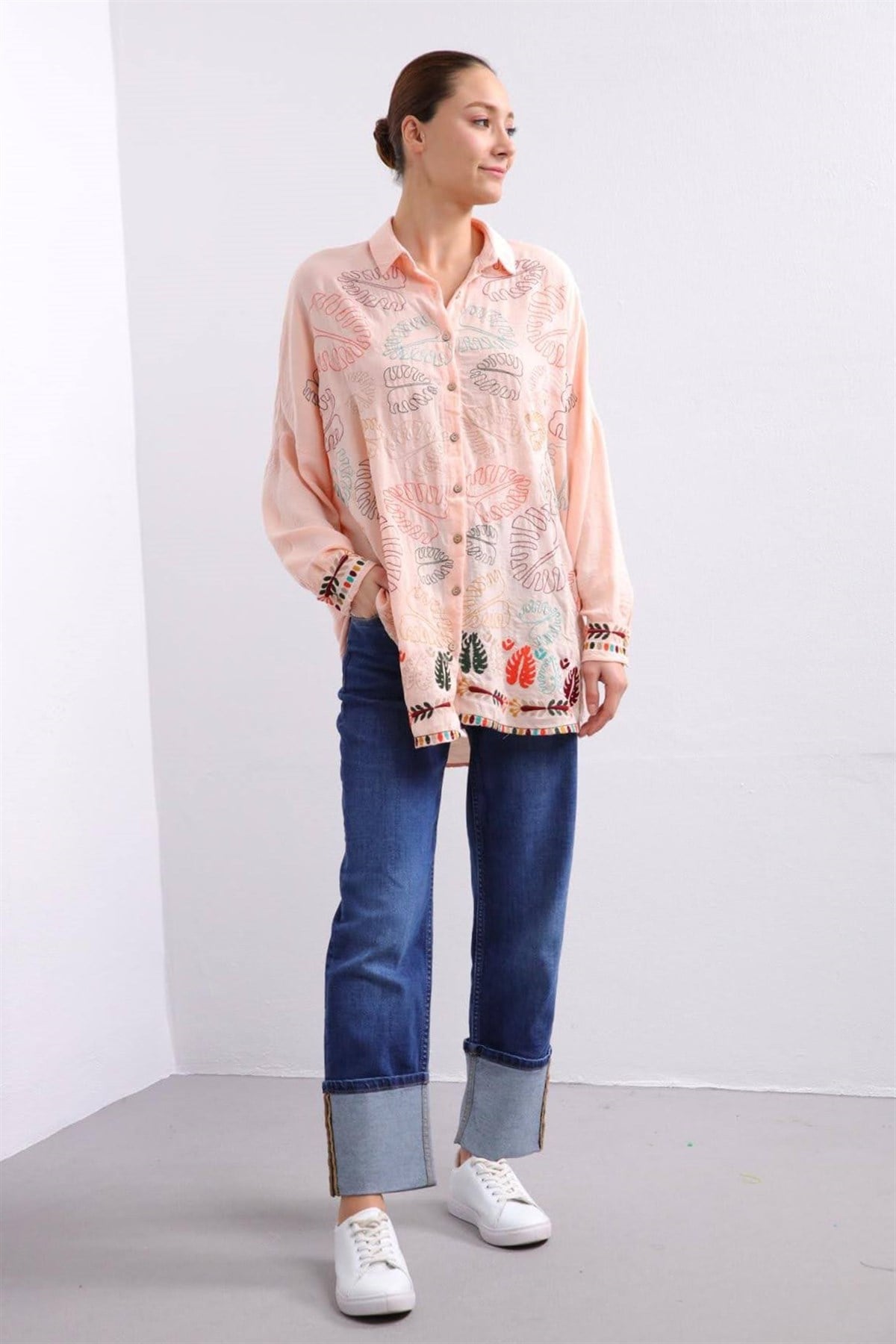 Pembe Desenli İşlemeli Gömlek - Şaman Butik - Bohem Giyim ve Aksesuar | Kadın & Erkek Pembe Desenli İşlemeli Gömlek