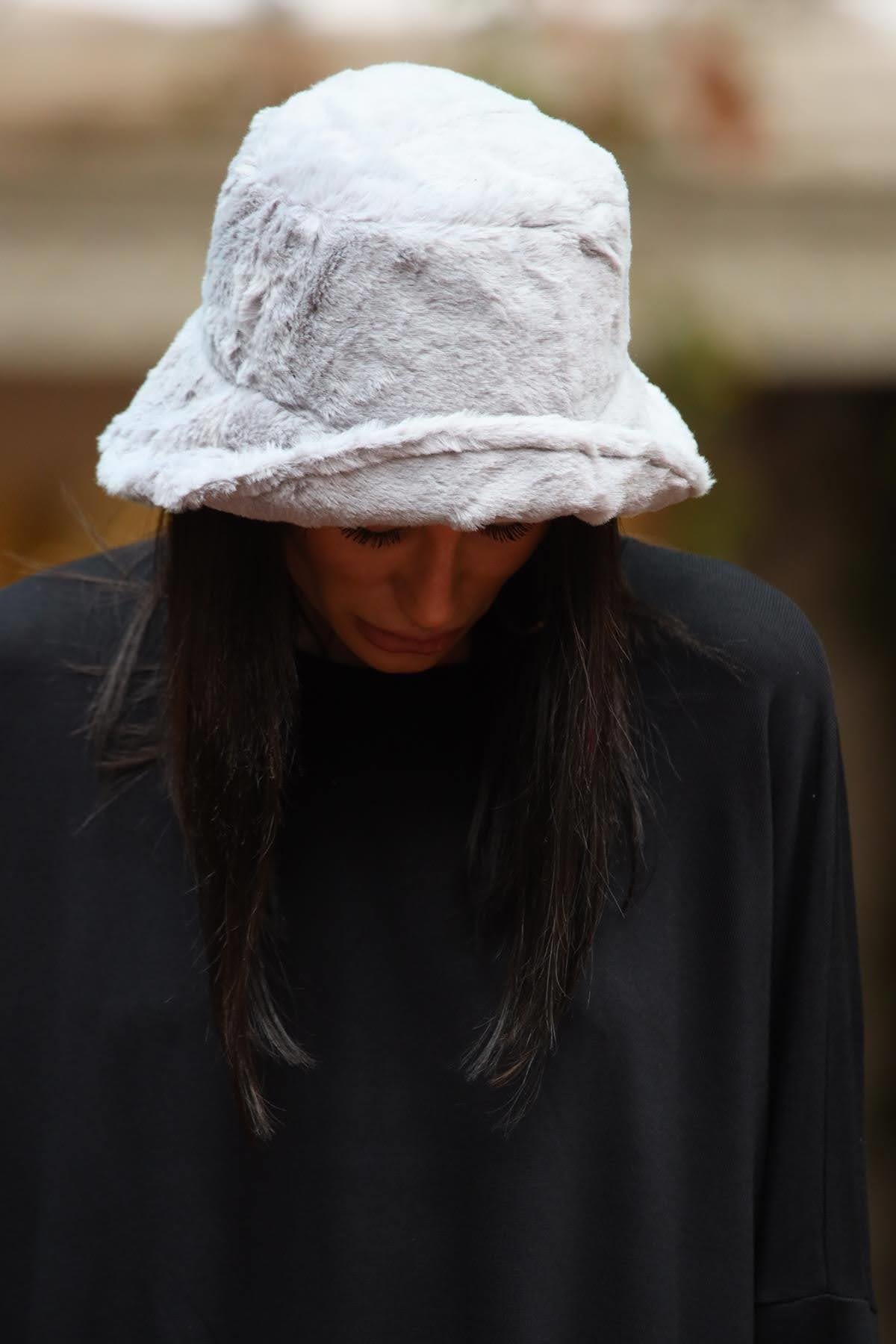 Gri Peluş Bucket Şapka