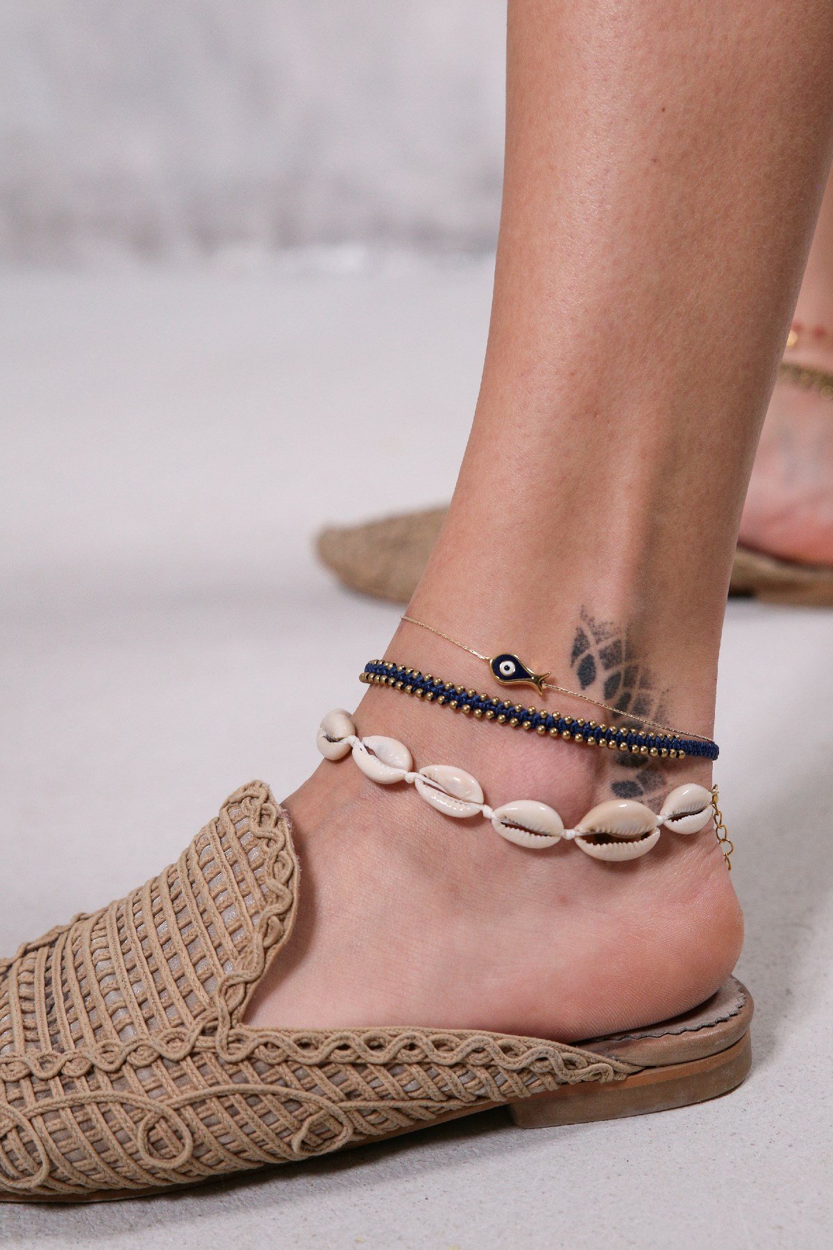 Lacivert Balık Detaylı Tasarım Zincir Halhal - Şaman Butik Lacivert Balık Detaylı Tasarım Zincir Halhal