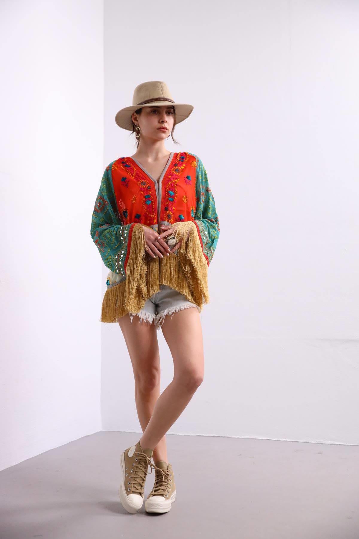 Gold Rengi Püsküllü Kısa Pul Detaylı Kaftan - Şaman Butik Gold Rengi Püsküllü Kısa Pul Detaylı Kaftan