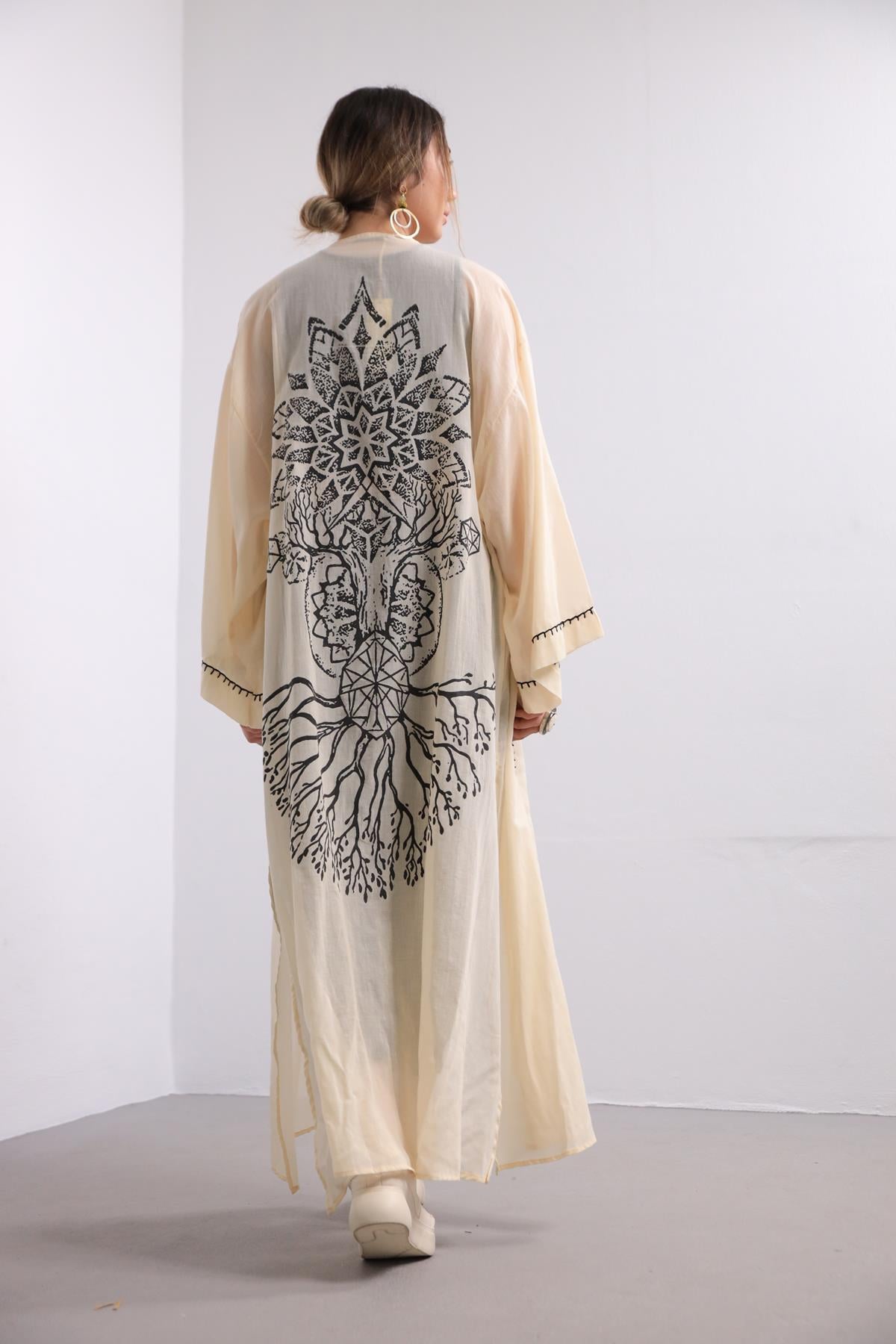 Krem Rengi Yaşam Çiçeği Desenli Kaftan - Şaman Butik Krem Rengi Yaşam Çiçeği Desenli Kaftan