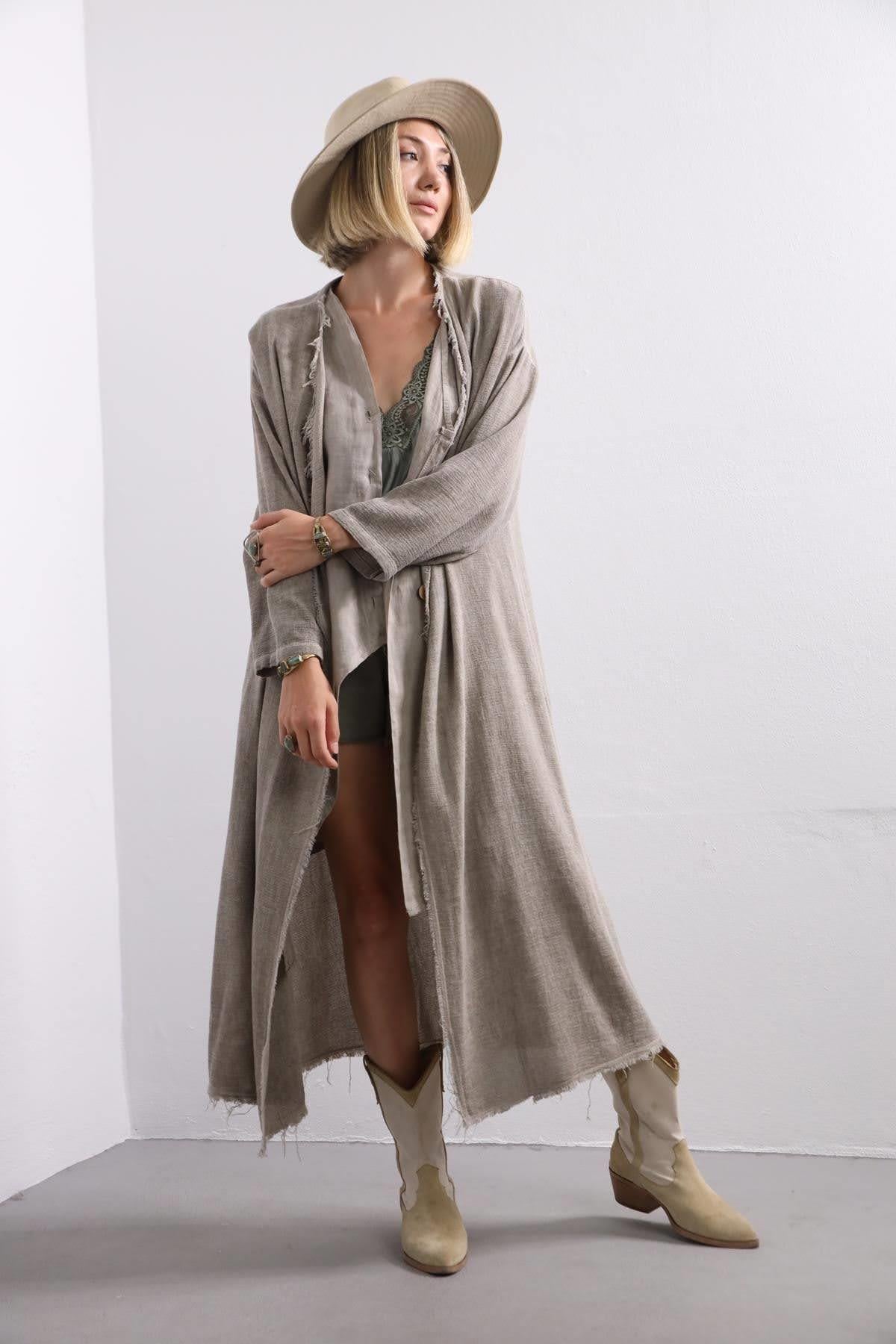 Vizon Rengi Saçak Detay Düz Kesim Kaftan - Şaman Butik Vizon Rengi Saçak Detay Düz Kesim Kaftan
