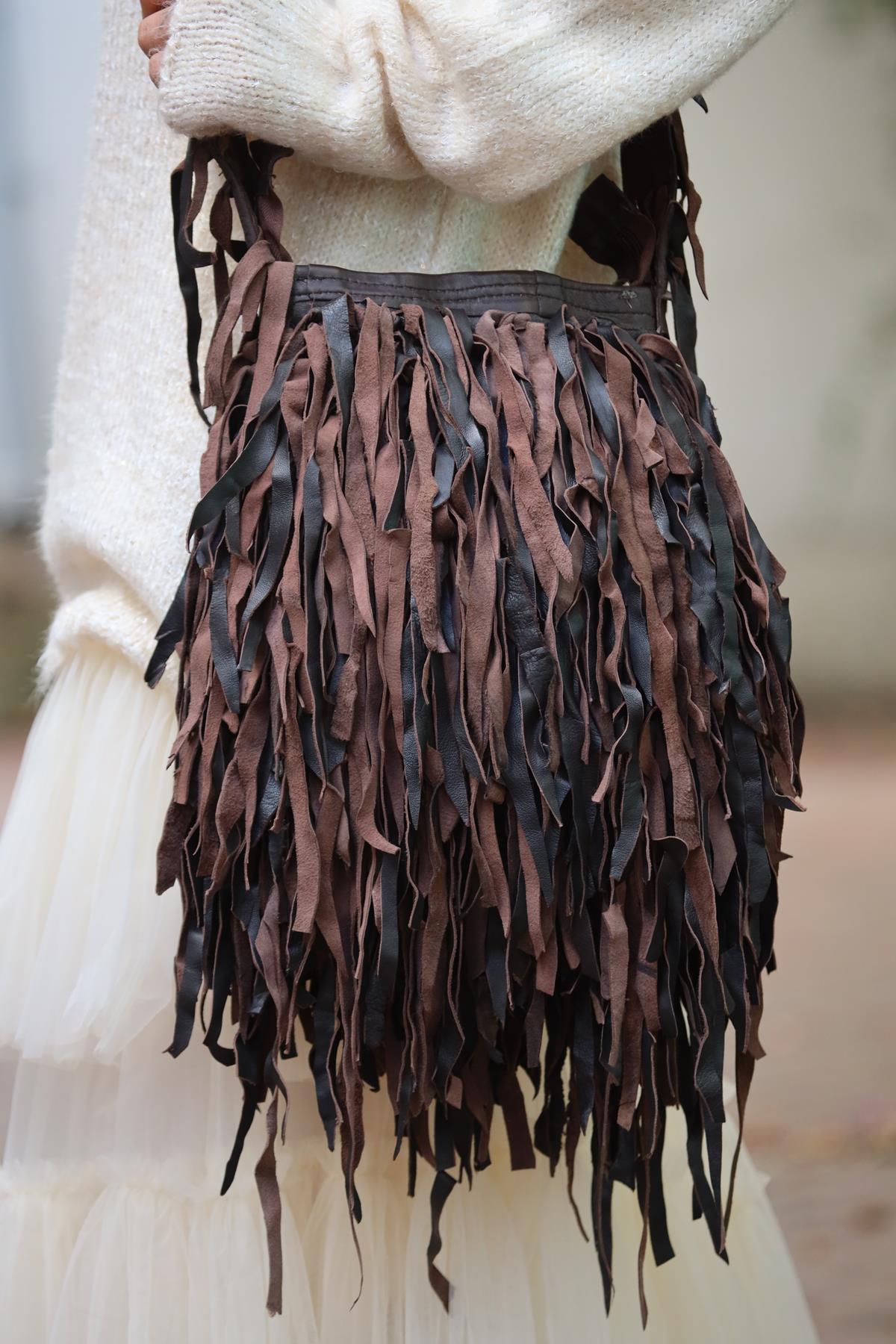 Kahverengi Tasarım Saçaklı Deri Çanta