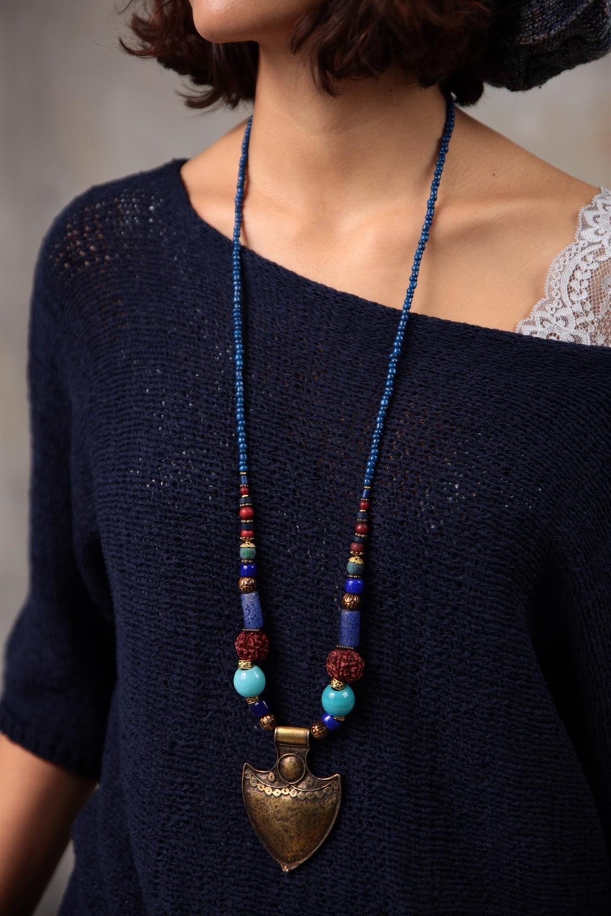 Bronz Antika Parçalı Rudraksha Tohumlu Doğal Taşlı Tasarım Kolye - Şaman Butik Bronz Antika Parçalı Rudraksha Tohumlu Doğal Taşlı Tasarım Kolye