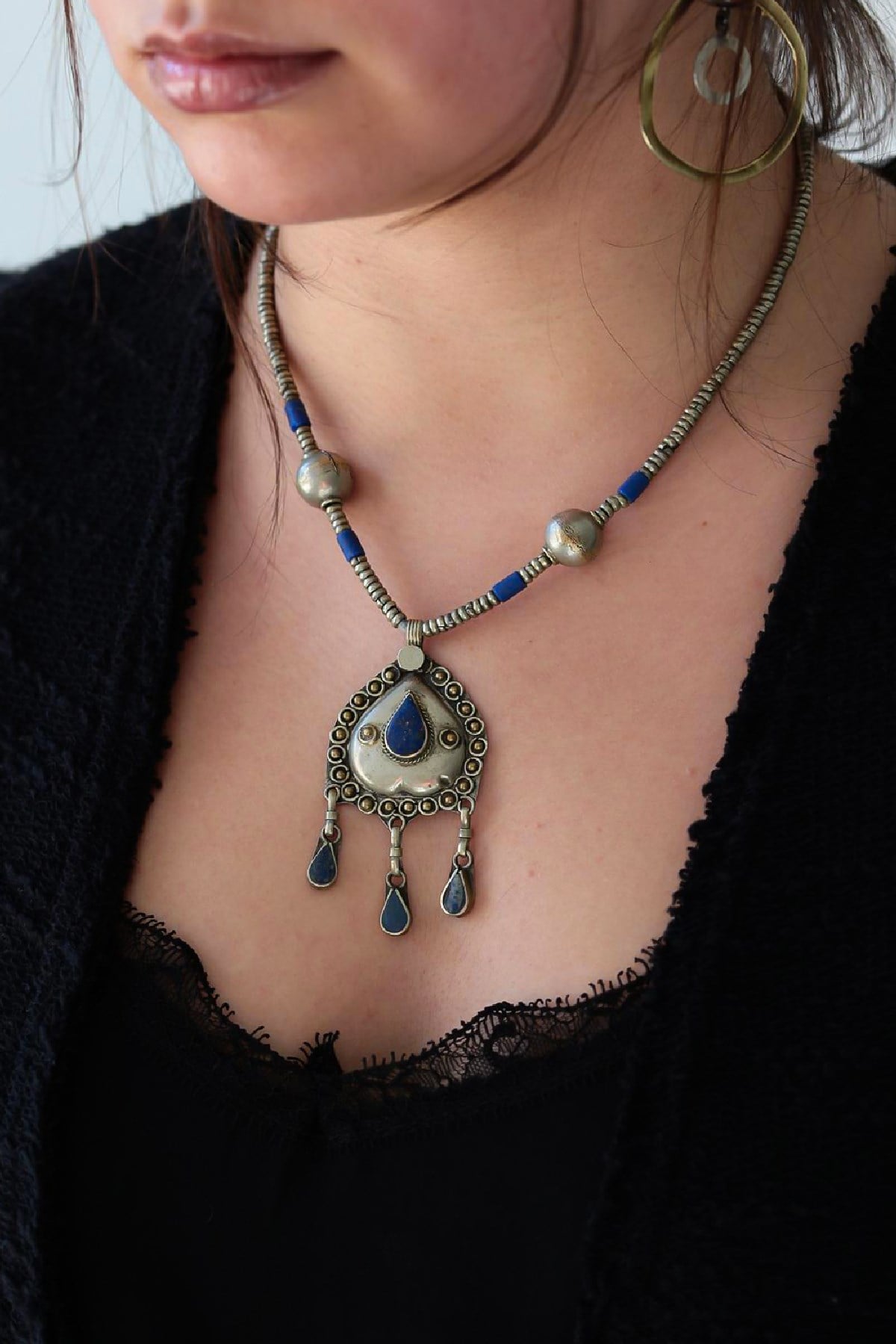 Gümüş Antika Parça Detaylı Lapis Taşlı Tasarım Kolye - Şaman Butik Gümüş Antika Parça Detaylı Lapis Taşlı Tasarım Kolye