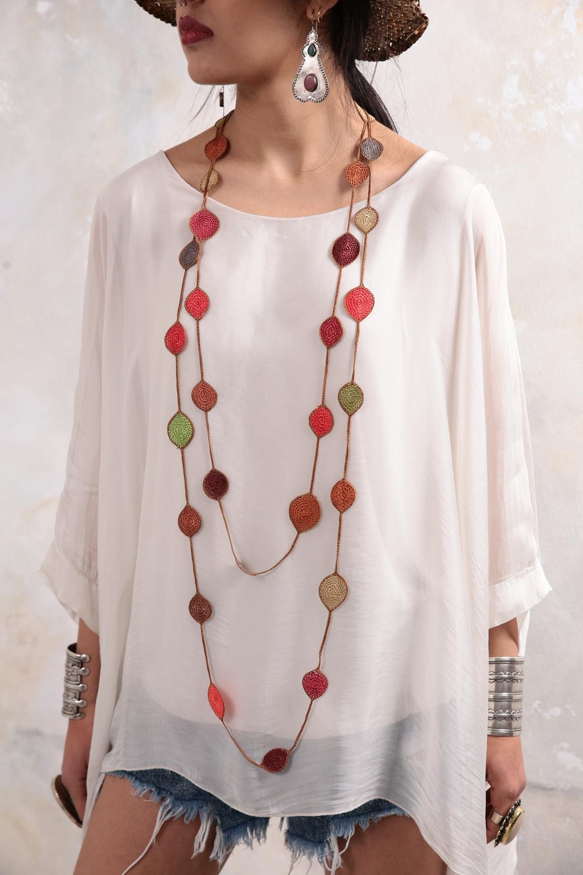 Kahverengi İpli Oya Tasarım Dolamalı Kolye - Şaman Butik Kahverengi İpli Oya Tasarım Dolamalı Kolye