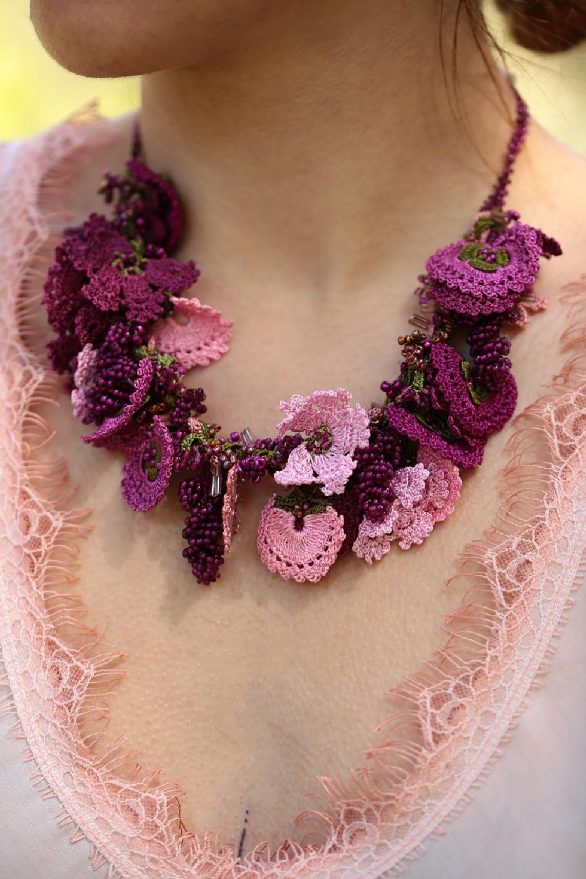 Mor Boncuklu Mor İğne Oyalı Tasarım Kolye - Şaman Butik Mor Boncuklu Mor İğne Oyalı Tasarım Kolye