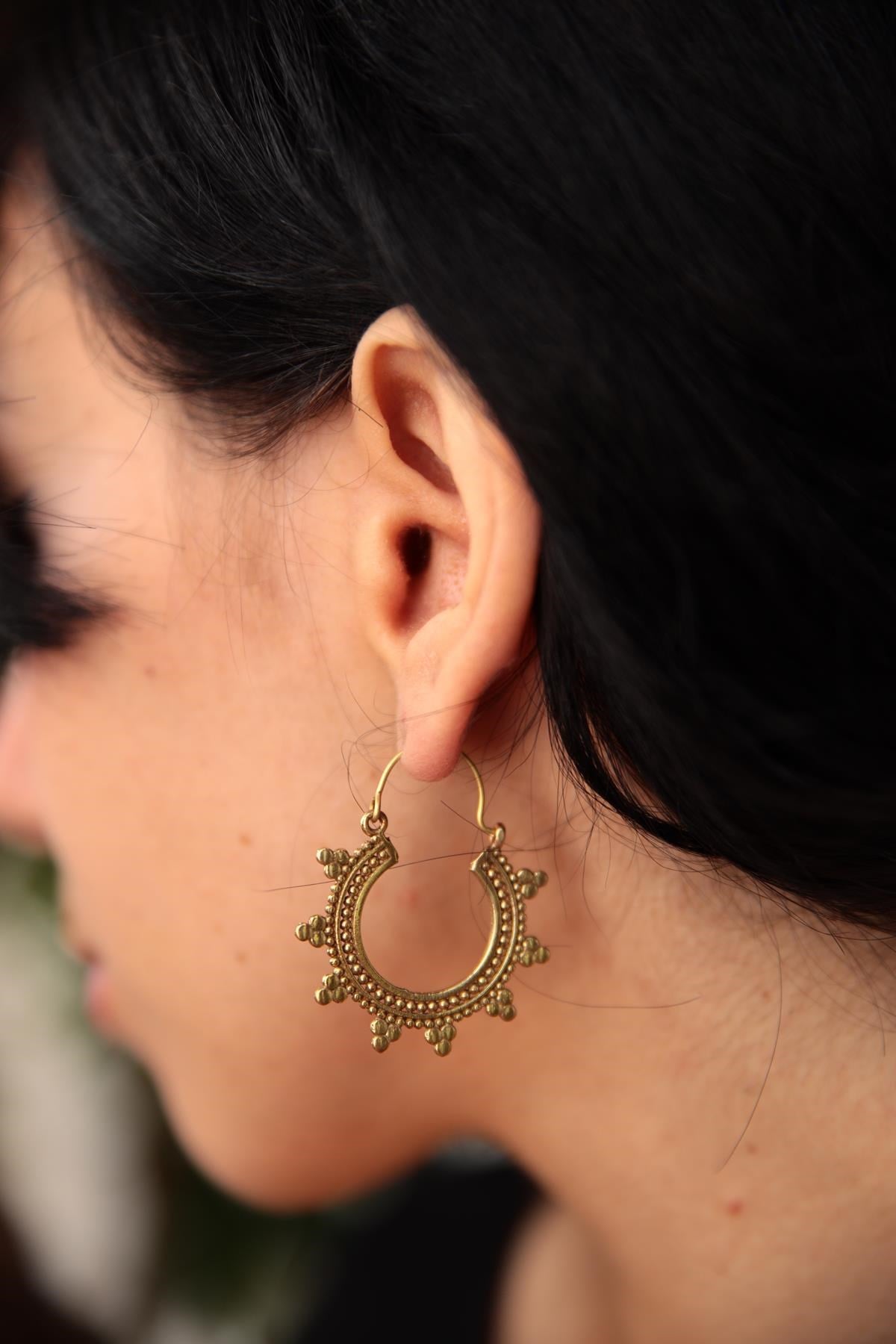  Bronz İşlemeli Antik Tasarım Küpe