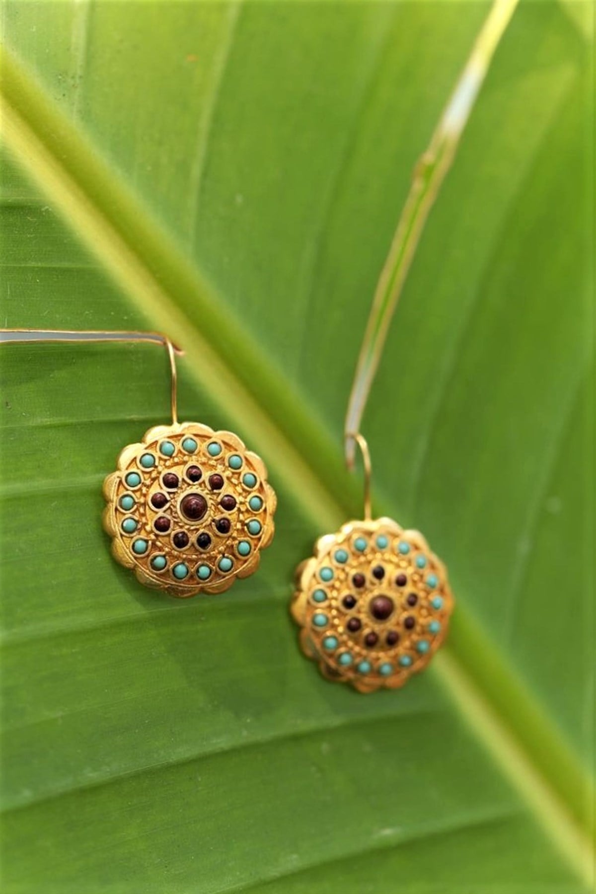 Bronz Motif Detaylı Doğal Taş Gömme Tasarım Küpe - Şaman Butik Bronz Motif Detaylı Doğal Taş Gömme Tasarım Küpe
