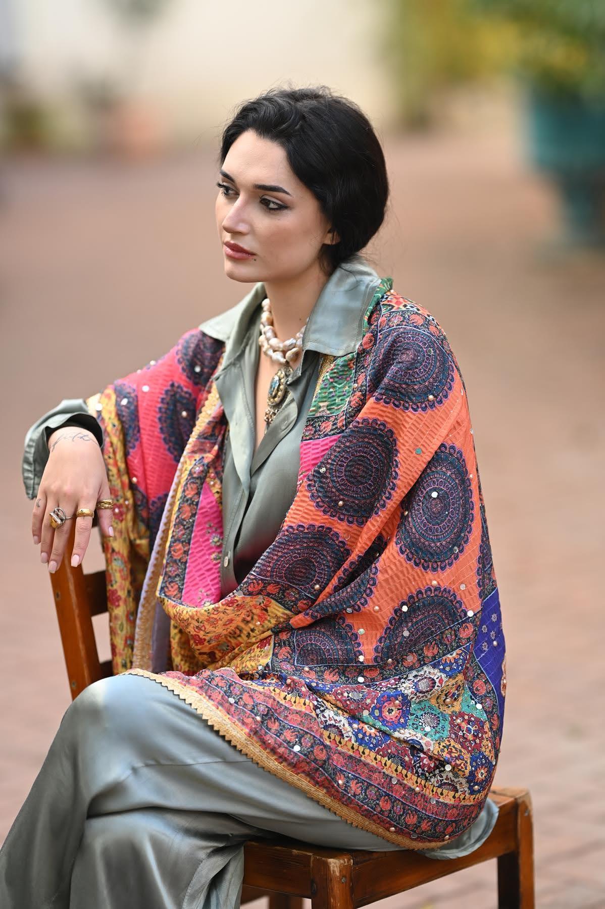 Renkli Kenarları Sim Şeritli Aynalı Otantik Şal