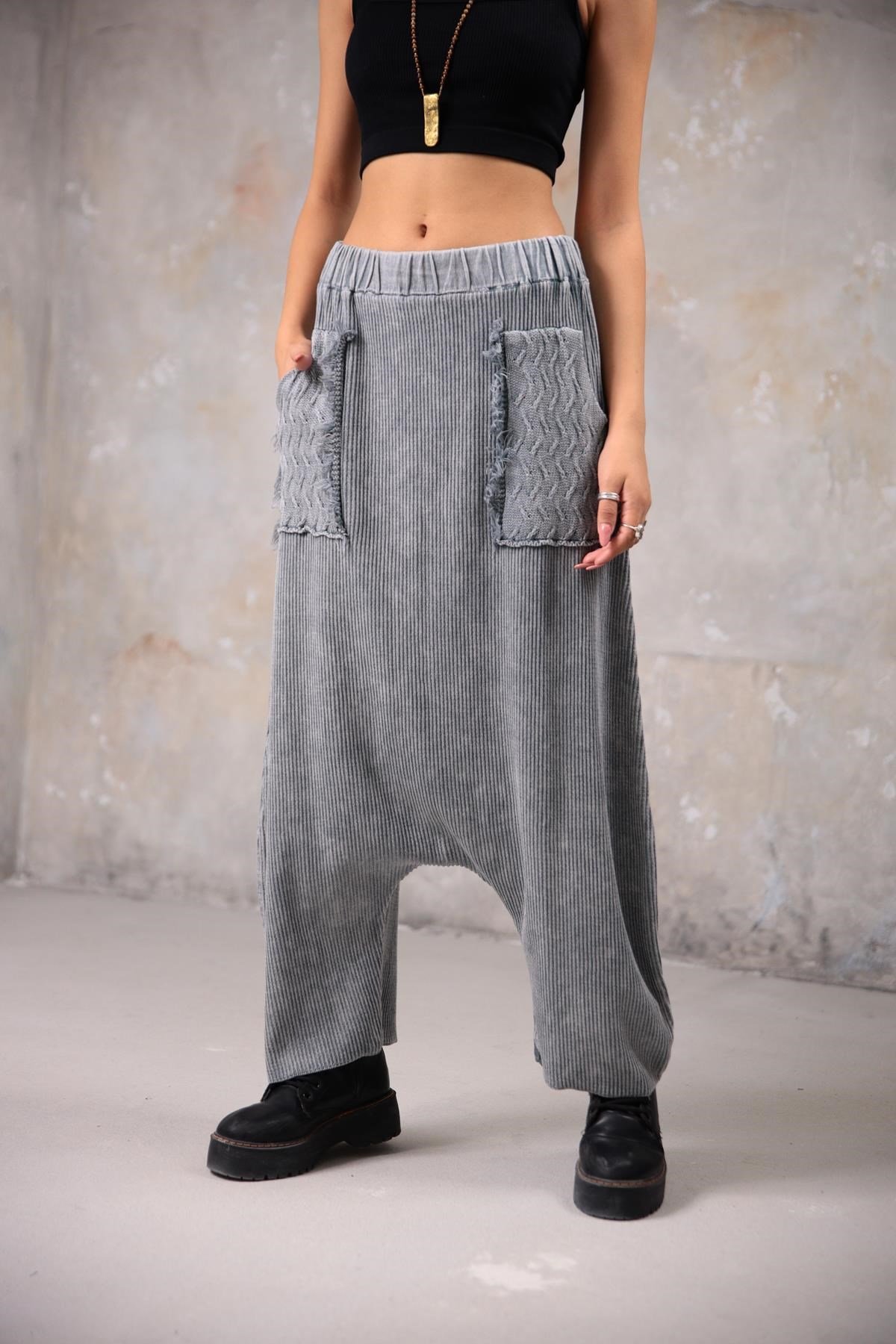 Gri Cebi Saçaklı Şalvar - Şaman Butik Gri Cebi Saçaklı Şalvar