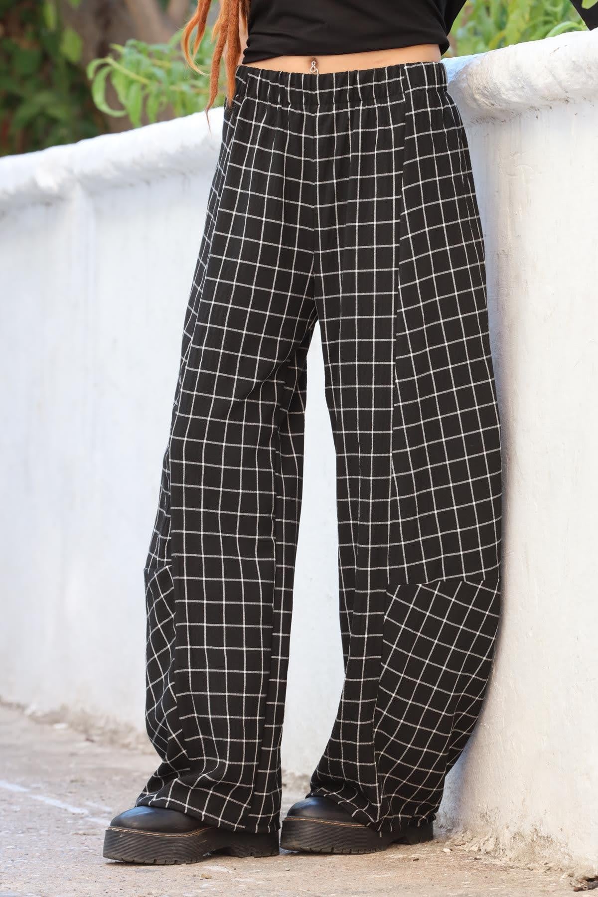 Siyah Kareli Pantolon