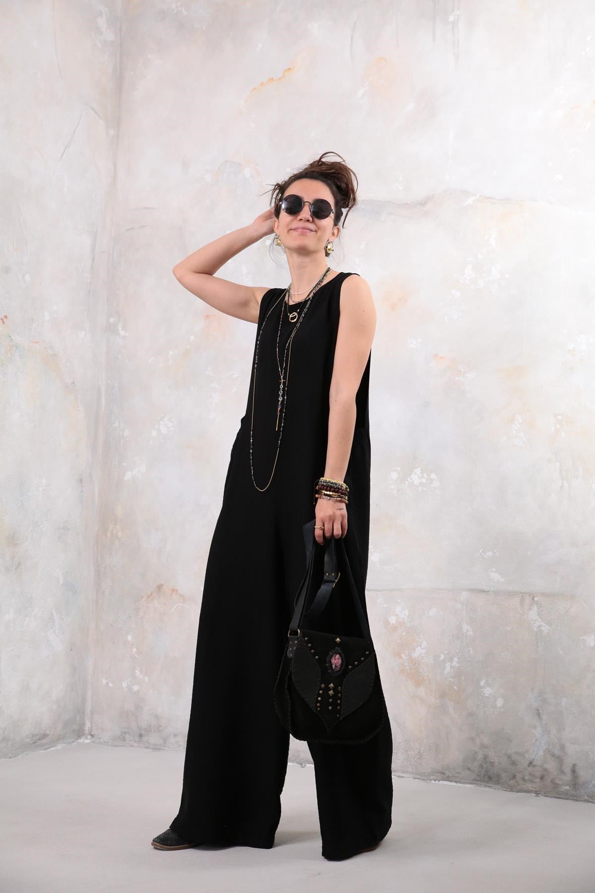 Siyah Yanları Açık Cepli Tulum - Şaman Butik Siyah Yanları Açık Cepli Tulum