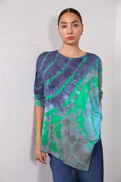  Turkuaz Altı Parçalı Batik Desenli Uzun Kollu Bluz