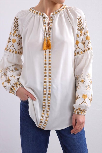 Beyaz İşlemeli Yakası İpli Eteği Yuvarlak Kesim Bluz - Şaman Butik - Bohem Giyim ve Aksesuar | Kadın & Erkek Beyaz İşlemeli Yakası İpli Eteği Yuvarlak Kesim Bluz