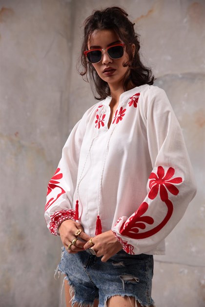 Beyaz Yakası Kesik Desenli Bluz - Şaman Butik Beyaz Yakası Kesik Desenli Bluz