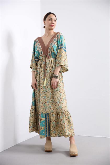 Bej Önü Arkası V Yaka İpek Elbise - Şaman Butik Bej Önü Arkası V Yaka İpek Elbise
