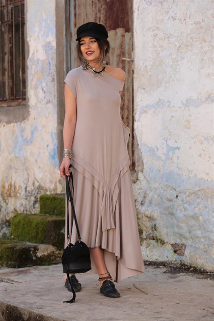 Vizon Kolu Asimetrik Eteği Parça Detay Elbise - Şaman Butik Vizon Kolu Asimetrik Eteği Parça Detay Elbise