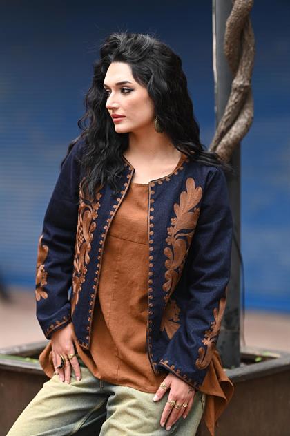 Lacivert İşlemeli Kot Ceket