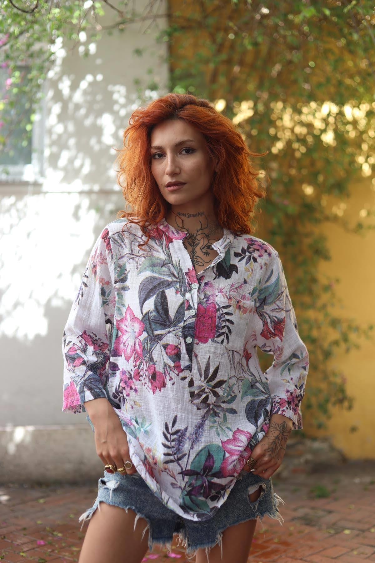 White Flower Patterned Three Button Shirt