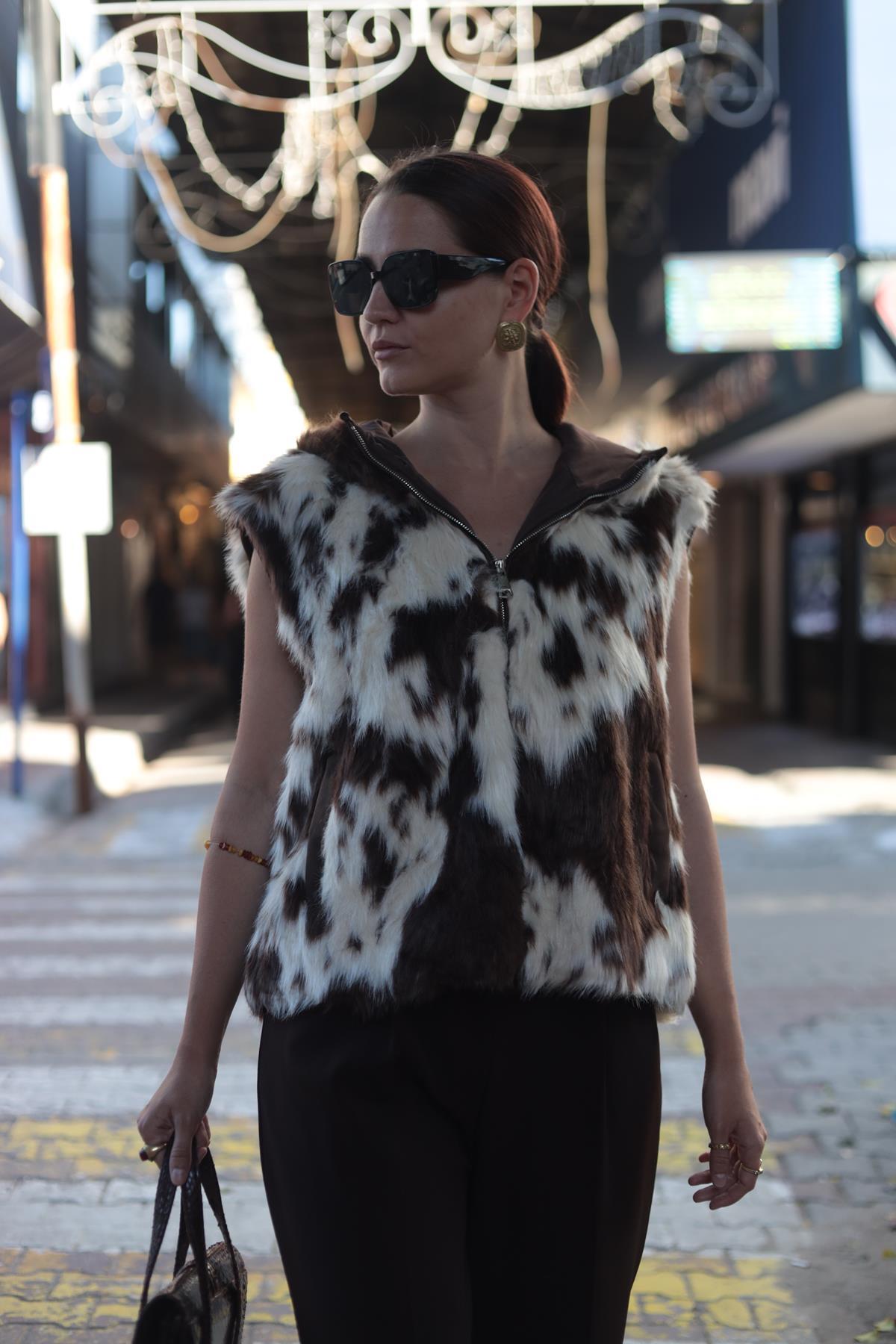 Kahverengi Benekli Kürk Yelek