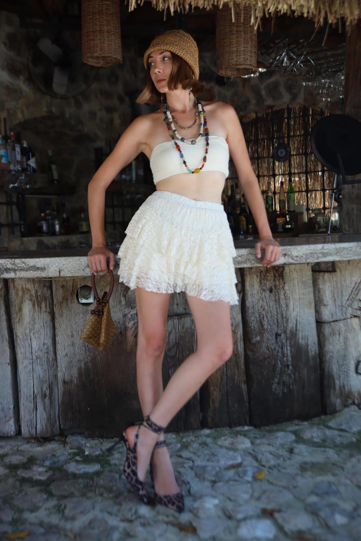  Krem Rengi Dantelli Kat Kat Mini Şort Etek