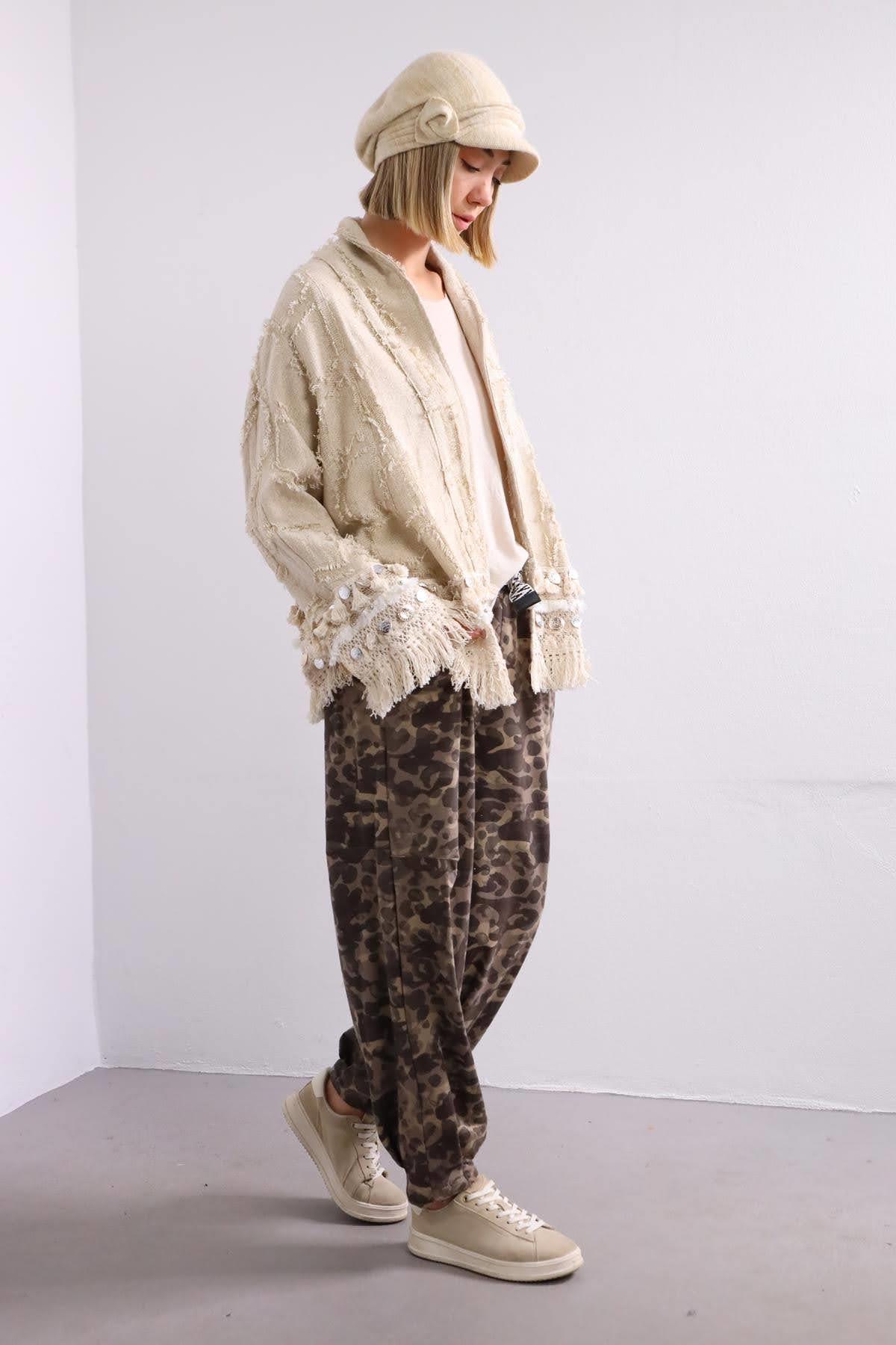  Krem Rengi Simli Saçaklı Kısa Etnik Ceket