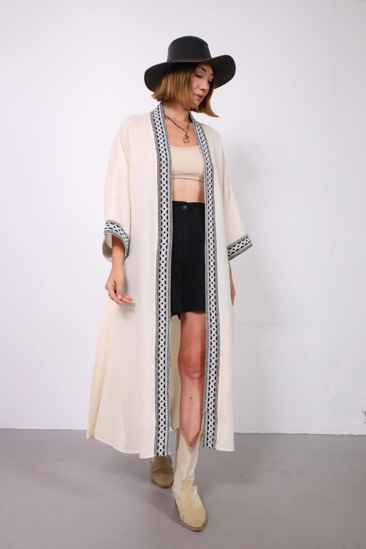 Ekru Bordür Detaylı Uzun Kimono - Şaman Butik Ekru Bordür Detaylı Uzun Kimono