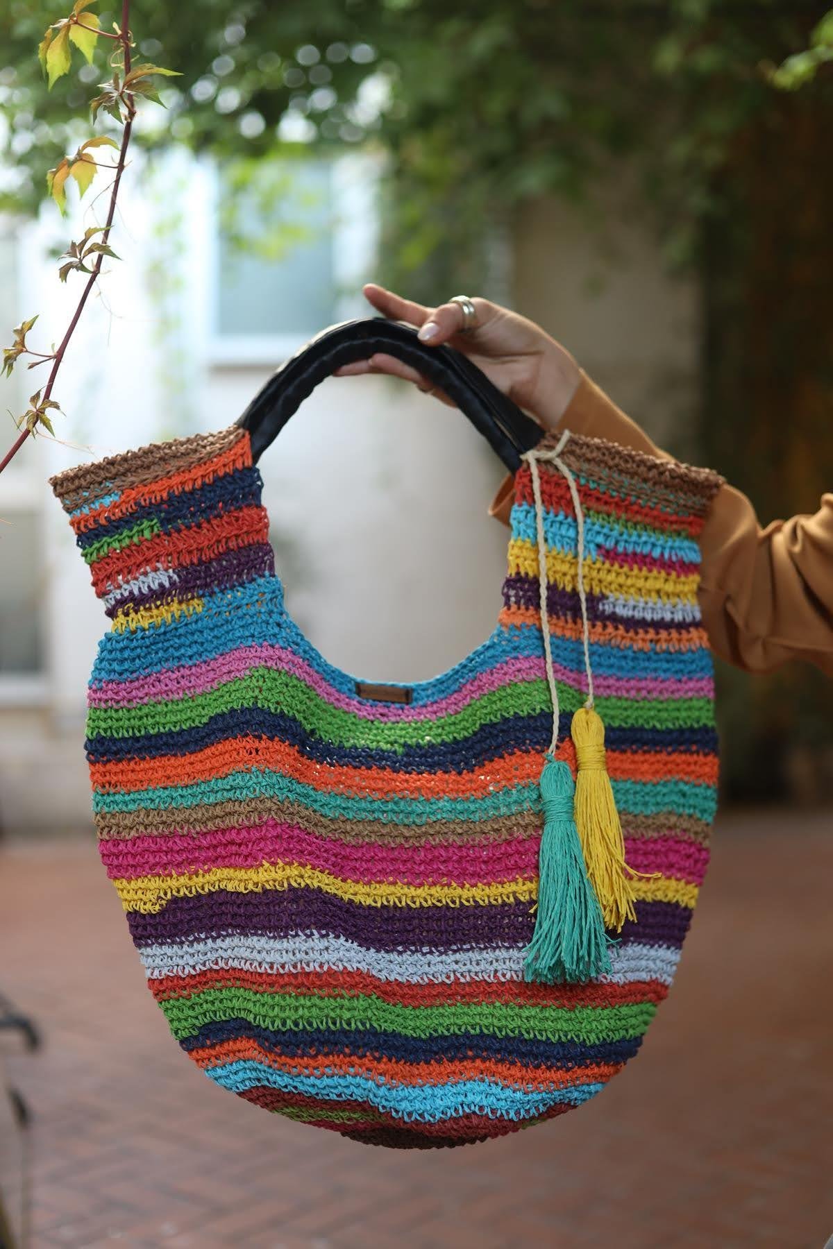 Colorful Tasseled Design Raffia Bag