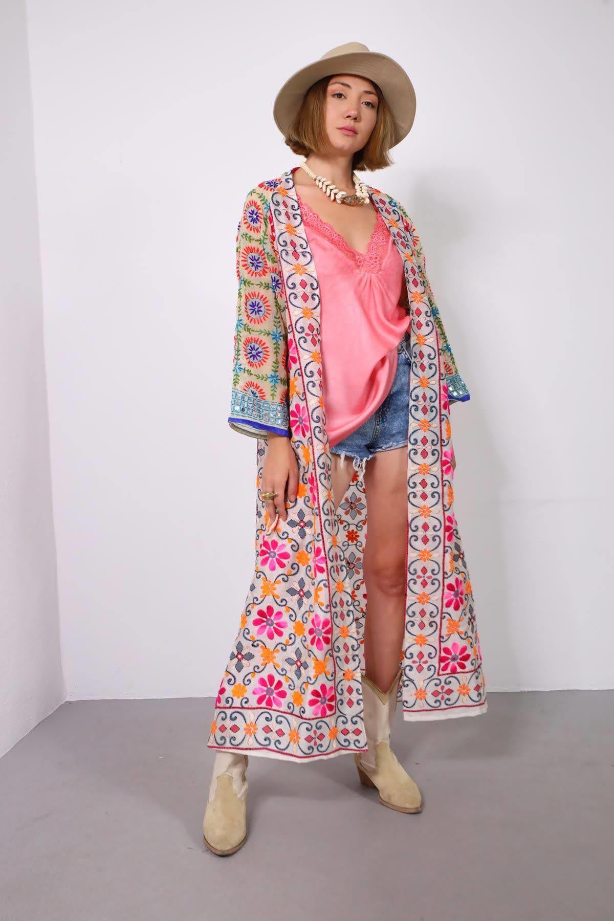 Kemik Rengi İşlemeli Bohem Uzun Kaftan - Şaman Butik Kemik Rengi İşlemeli Bohem Uzun Kaftan