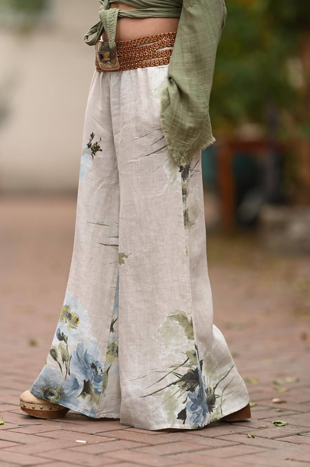 Krem Rengi Çiçek Desenli Beli Lastikli Asena Pantolon