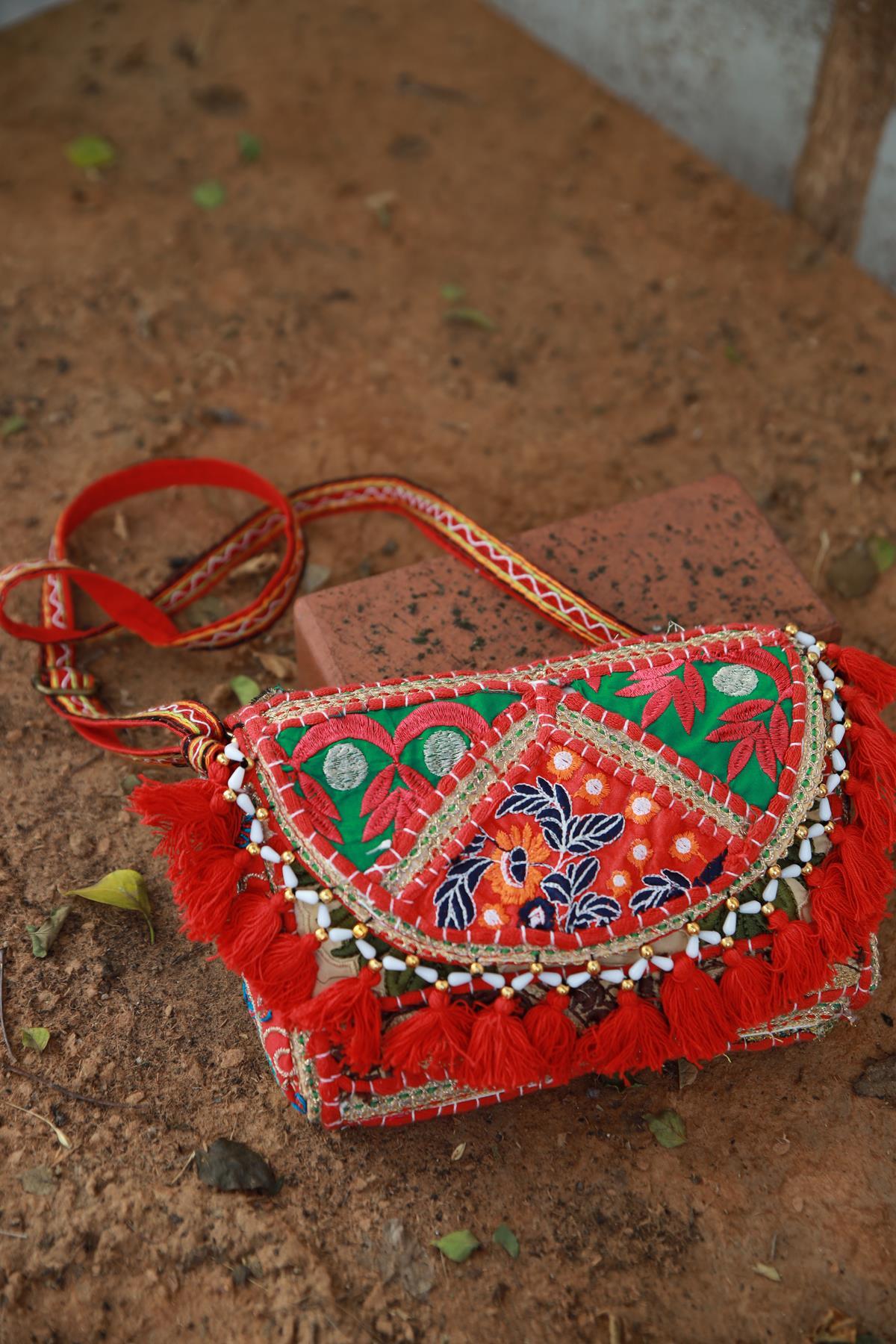 Red Bead Embroidered Envelope Bag