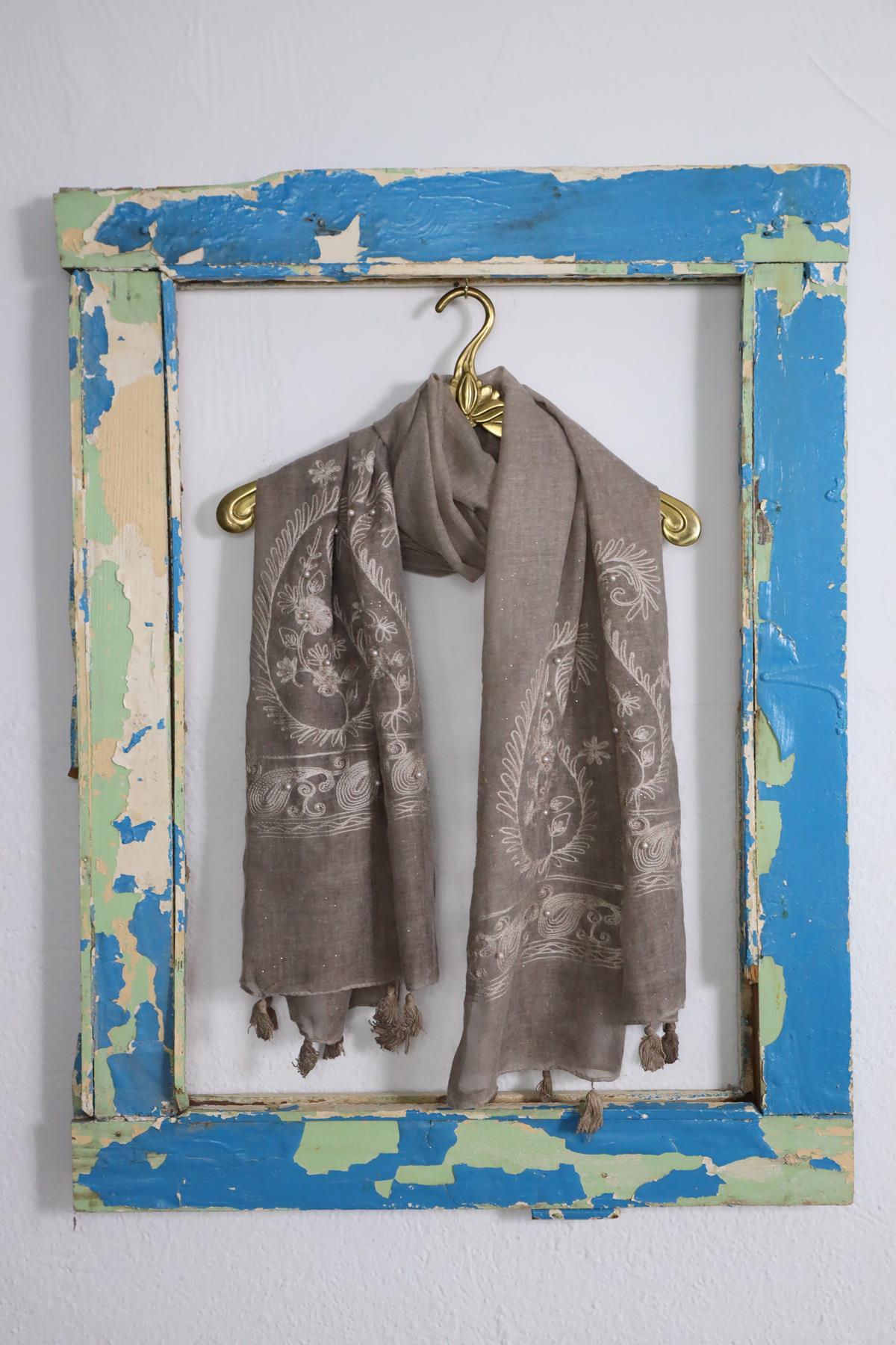 Vizon Rengi Simli İnci İşlemeli Şal - Şaman Butik Vizon Rengi Simli İnci İşlemeli Şal