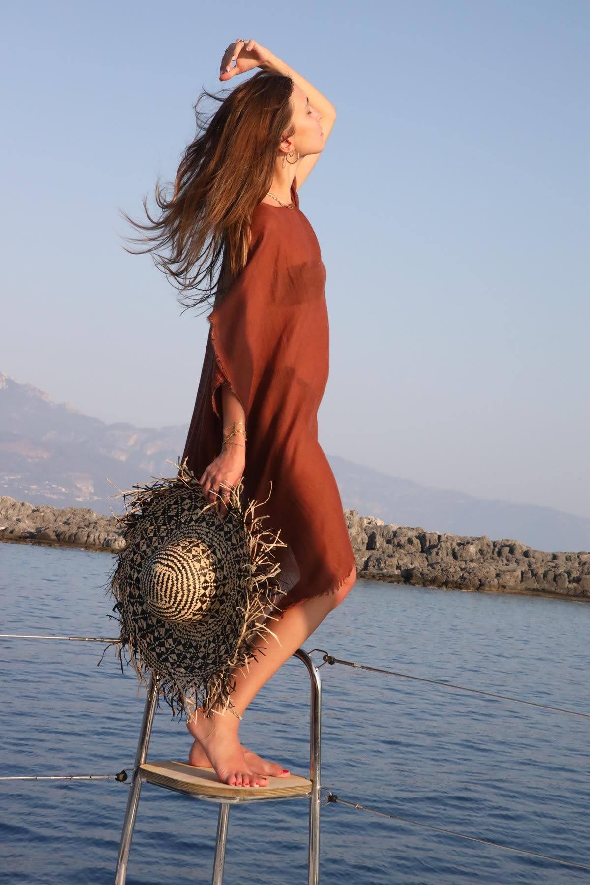  Kahverengi Püsküllü Pareo