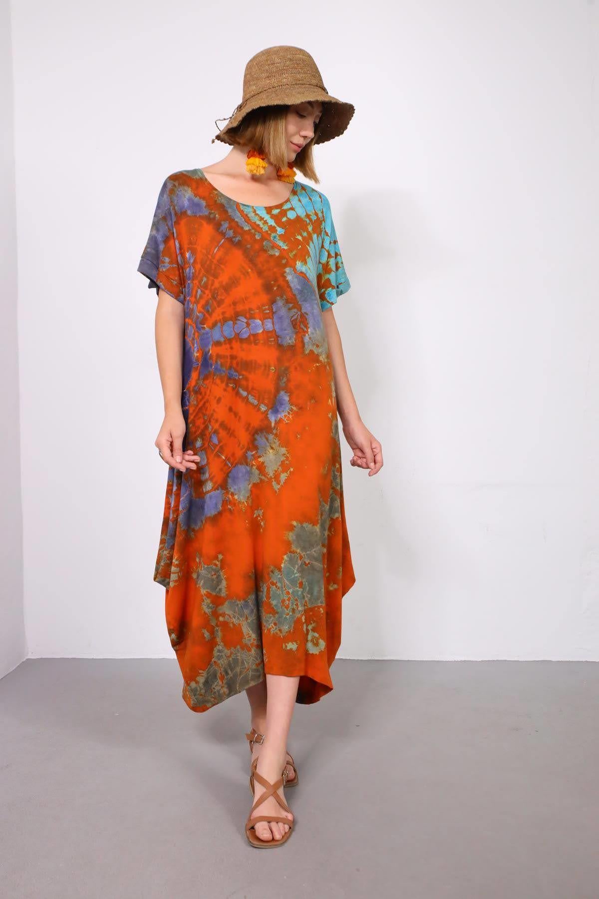 Turuncu Batik Desenli Kulaklı Elbise - Şaman Butik Turuncu Batik Desenli Kulaklı Elbise