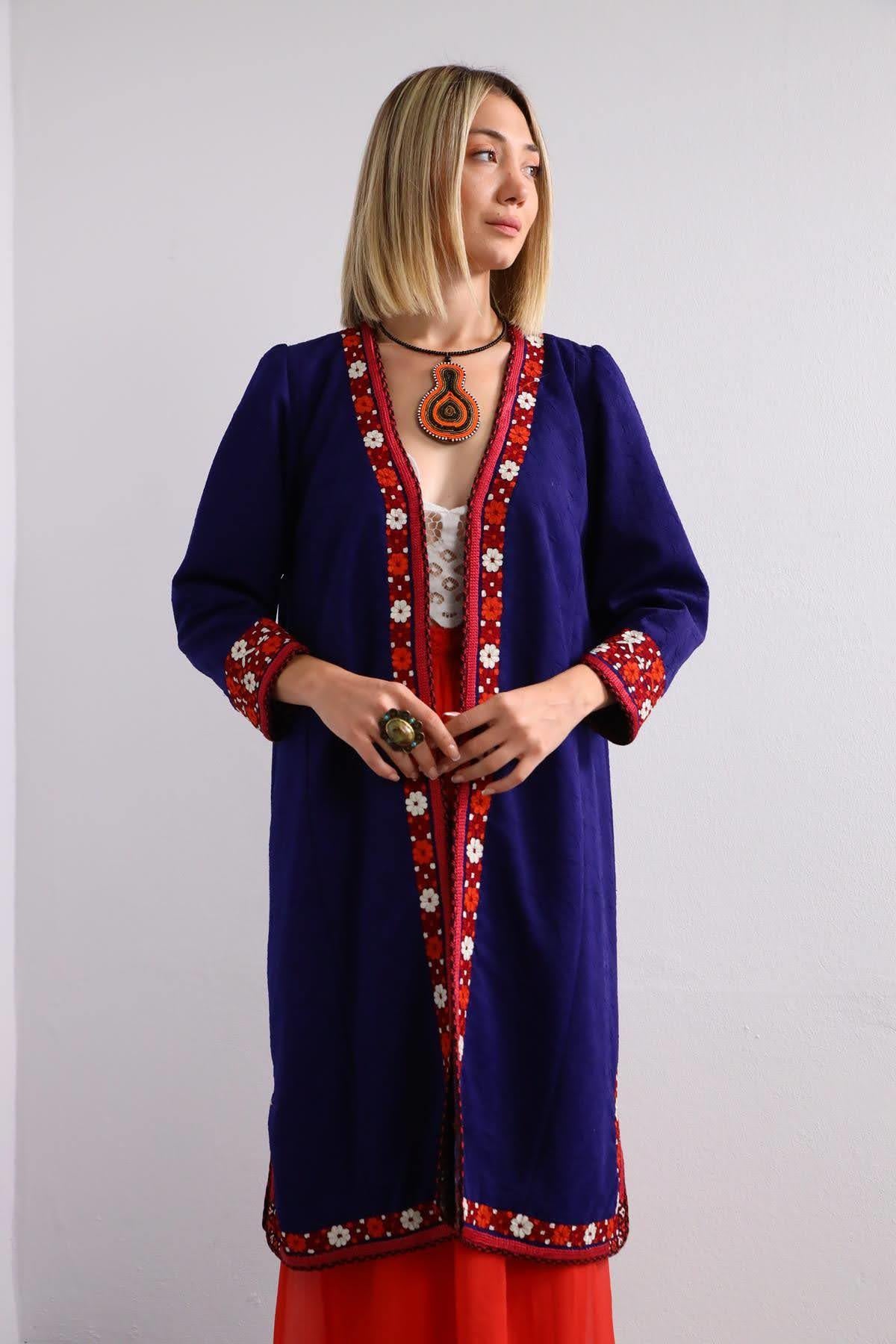 Lacivert Çiçek İşlemeli Otantik Kaftan - Şaman Butik Lacivert Çiçek İşlemeli Otantik Kaftan