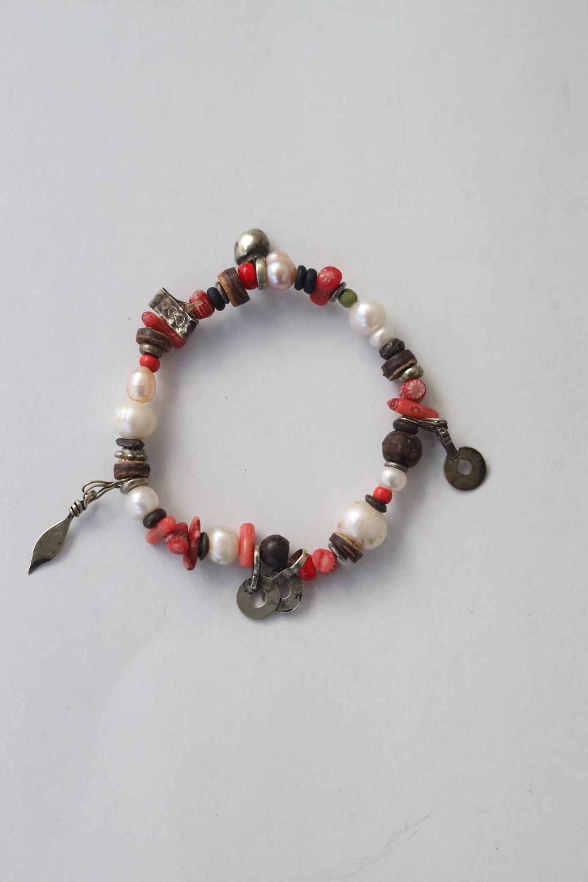 Akik Detaylı İnci Bileklik