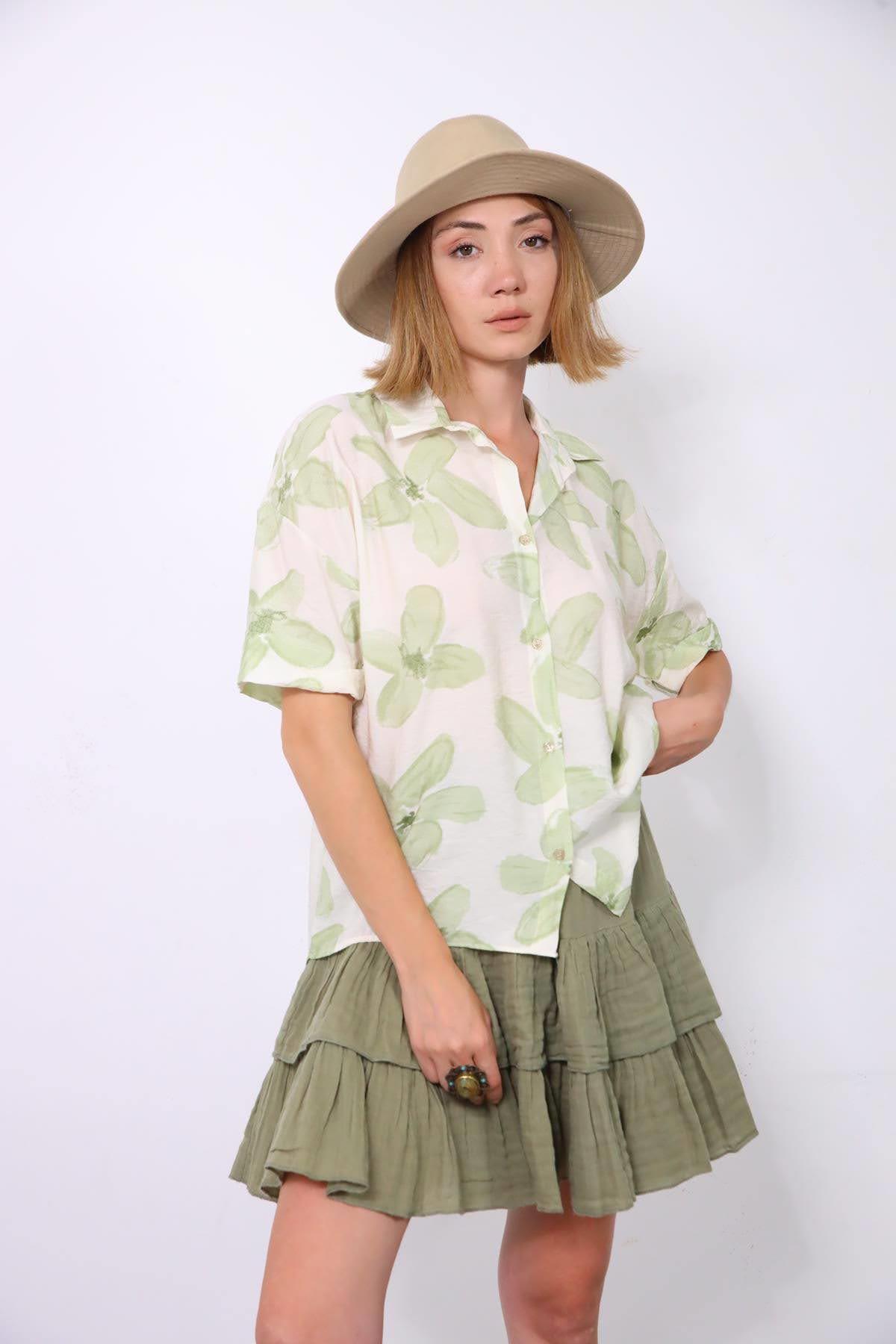 Açık Yeşil Çiçek Desenli Kısa Duble Kol Modal Gömlek - Şaman Butik Açık Yeşil Çiçek Desenli Kısa Duble Kol Modal Gömlek